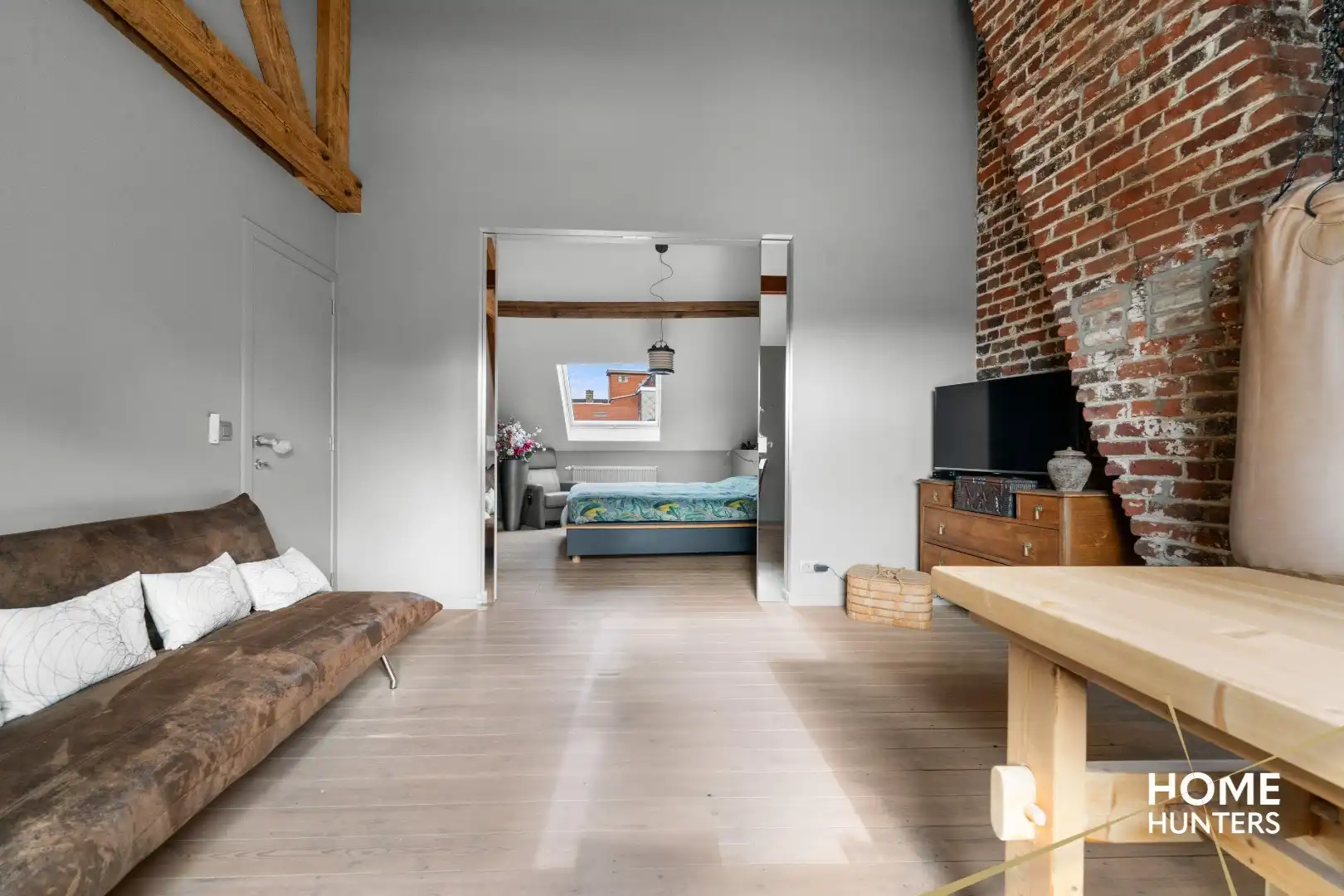 Unieke herenwoning in het historische stadscentrum van Ieper foto 30
