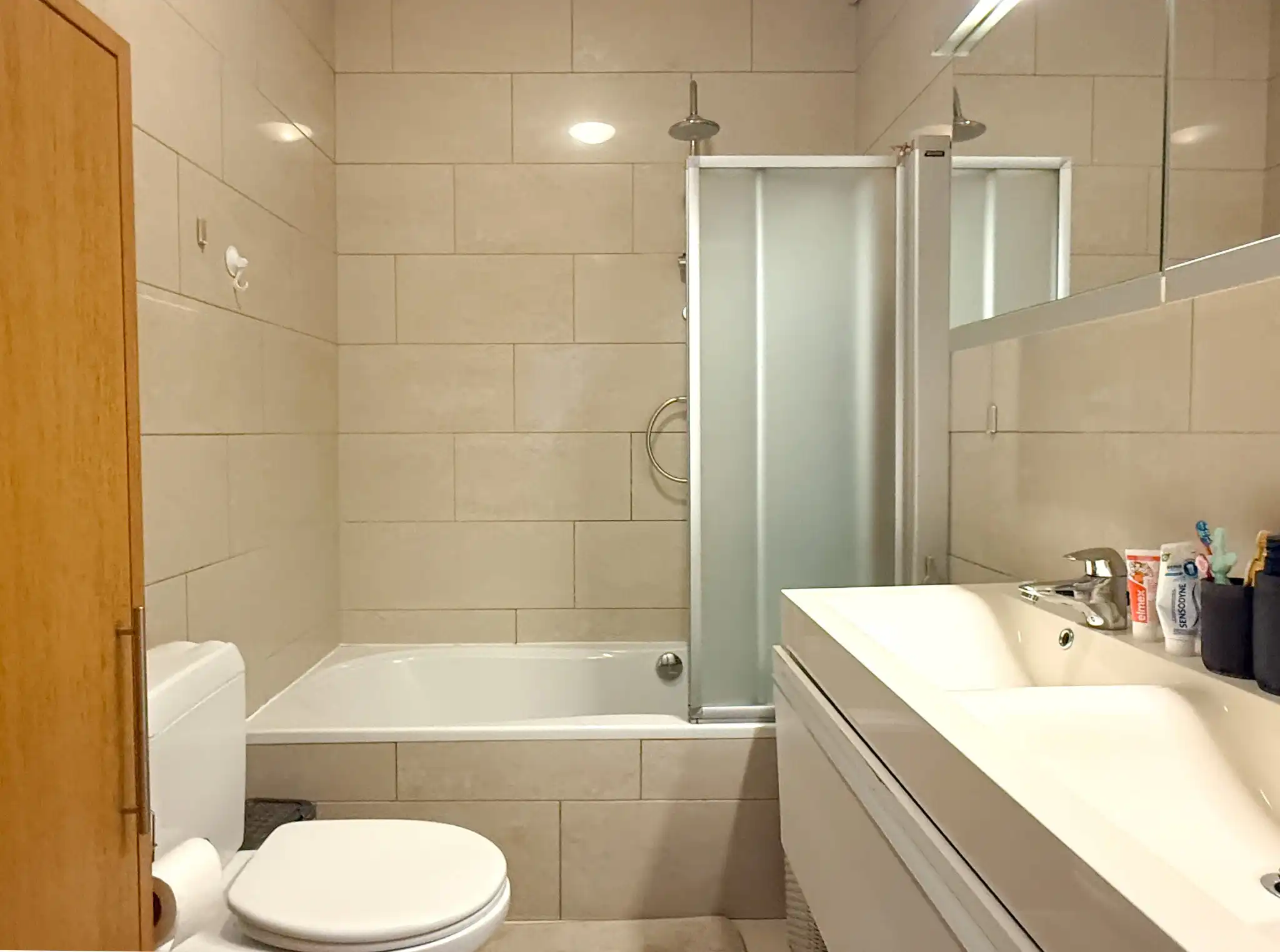 Appartement met 3 slaapkamers in het centrum van Beveren foto 8