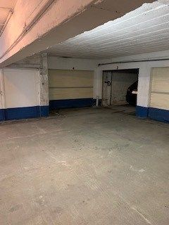 Garagebox in complex Marine Emeraude, vlak aan zee foto {{pictureIndex}}