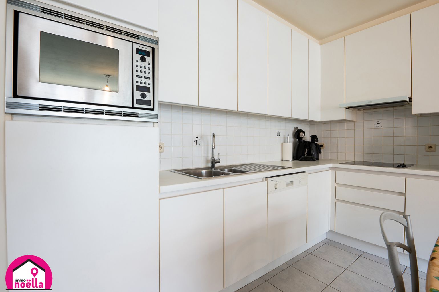 PRACHTIG APPARTEMENT TE KOOP MET ZIJDELINGS ZEEZICHT! foto 9