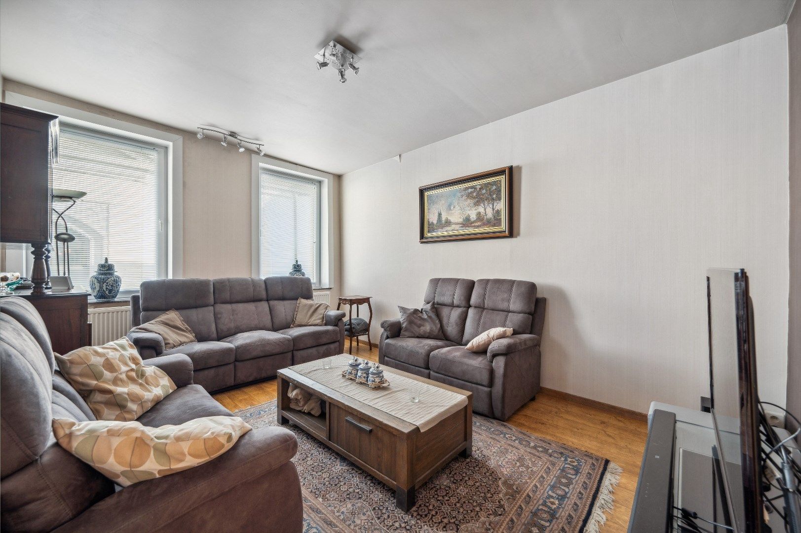 2 gekoppelde woningen met handelsruimte en woonst foto 18