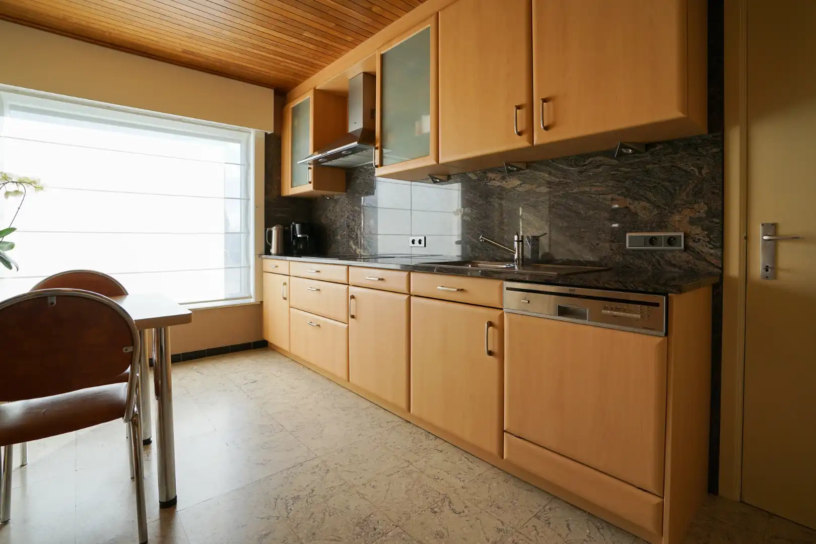 Gezellige eengezinswoning met 2 slaapkamers, tuin en garage in Hooglede (Sint-Jozef-De Geite) foto 4