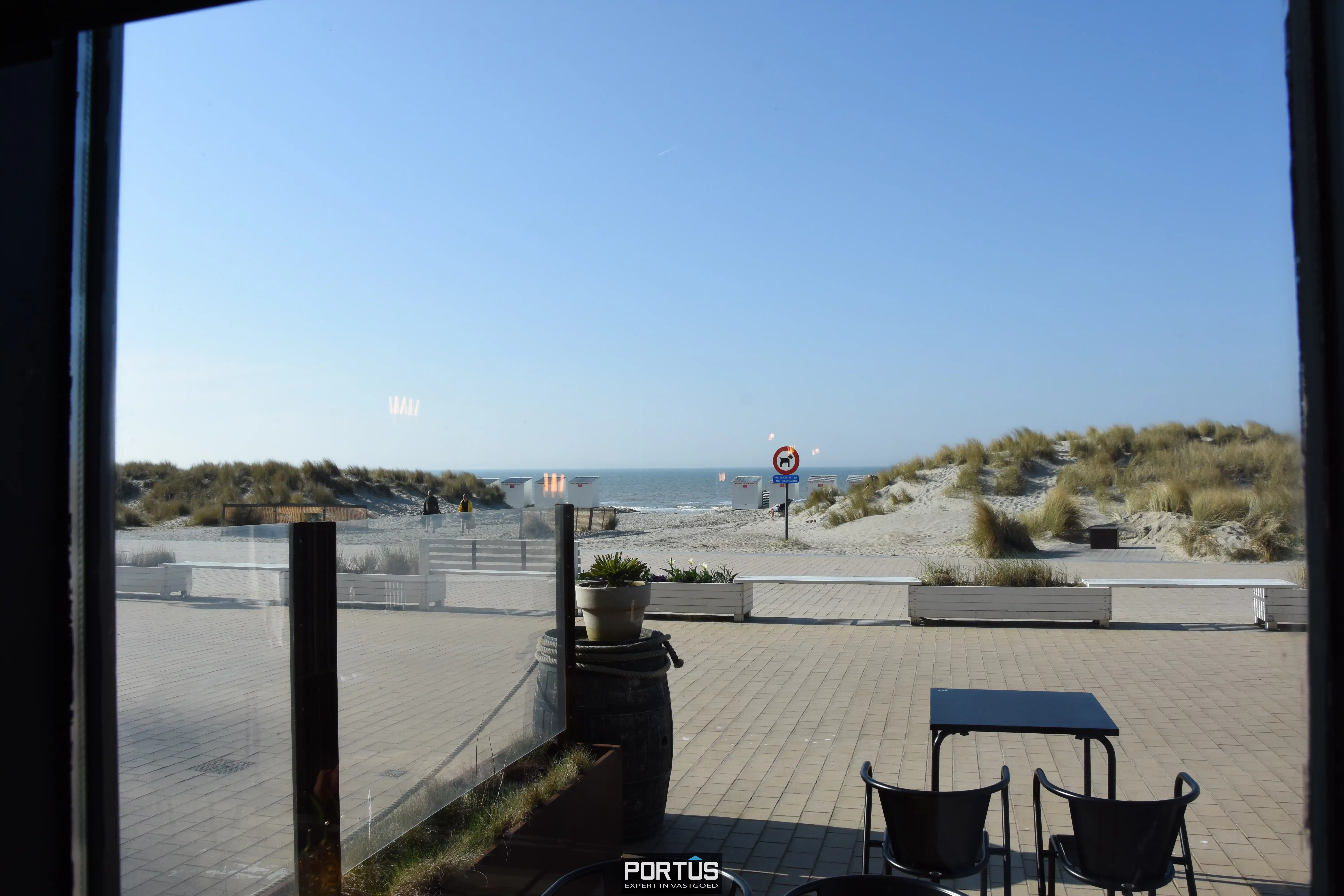 Handelsgelijkvloers te huur Zeedijk Nieuwpoort foto 6