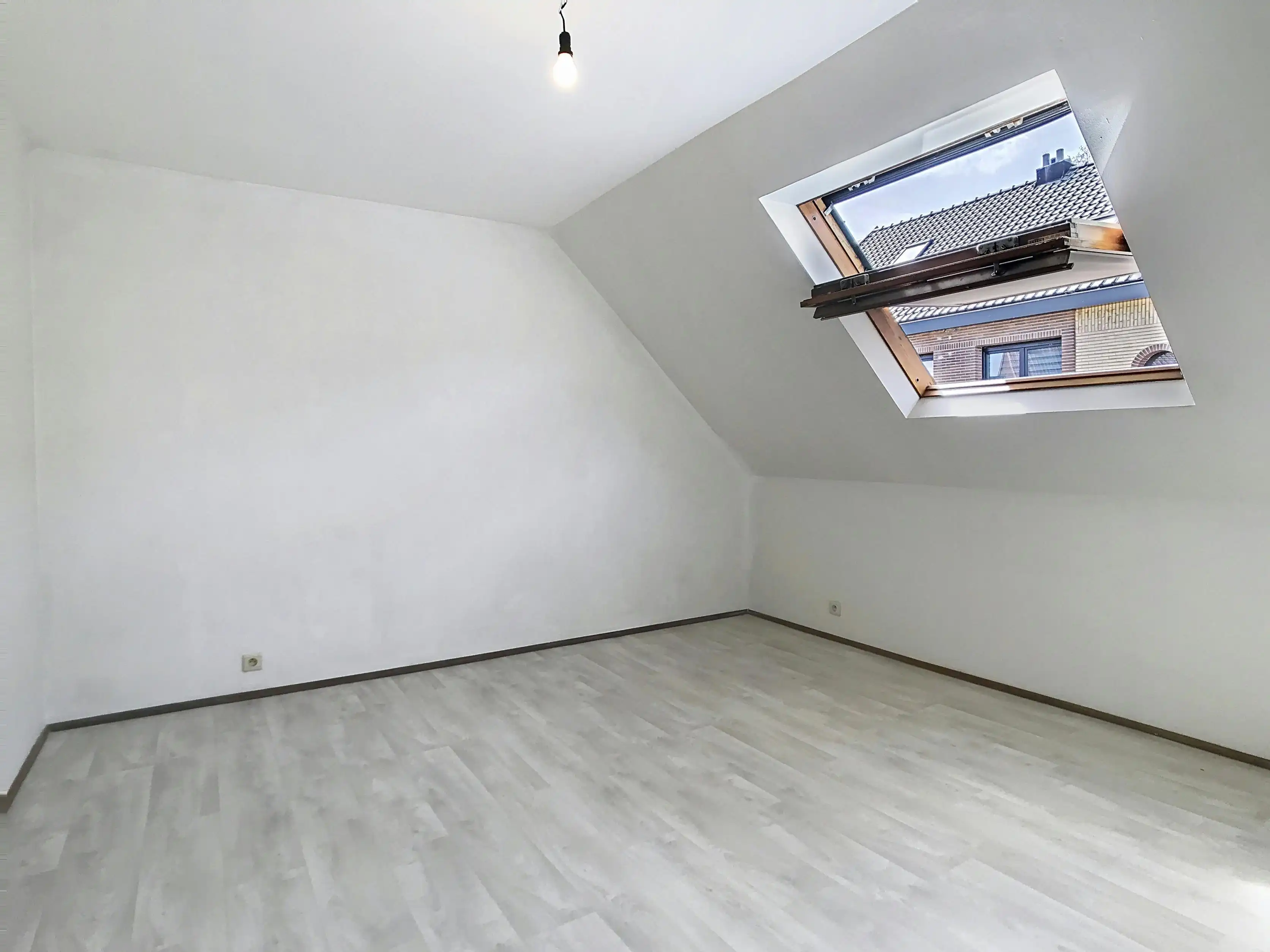 Instapklaar huis met 2 slaapkamers in Steendorp foto 15