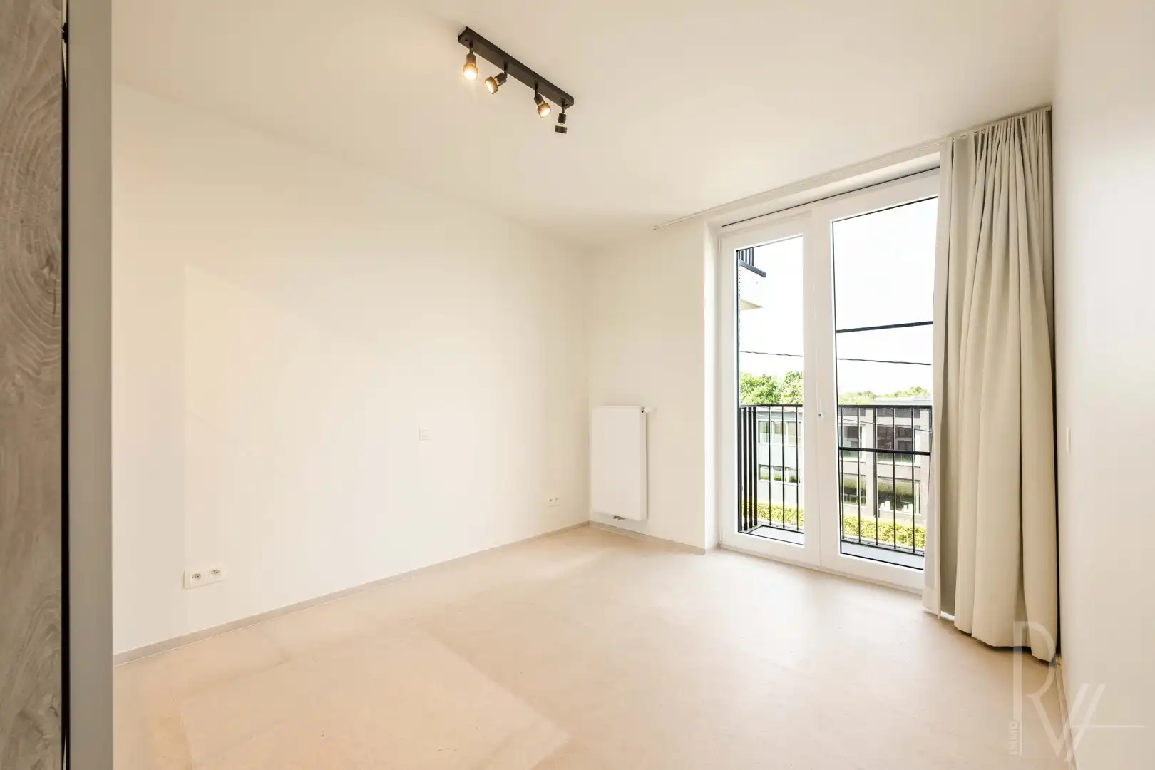 Appartement met garage foto 9