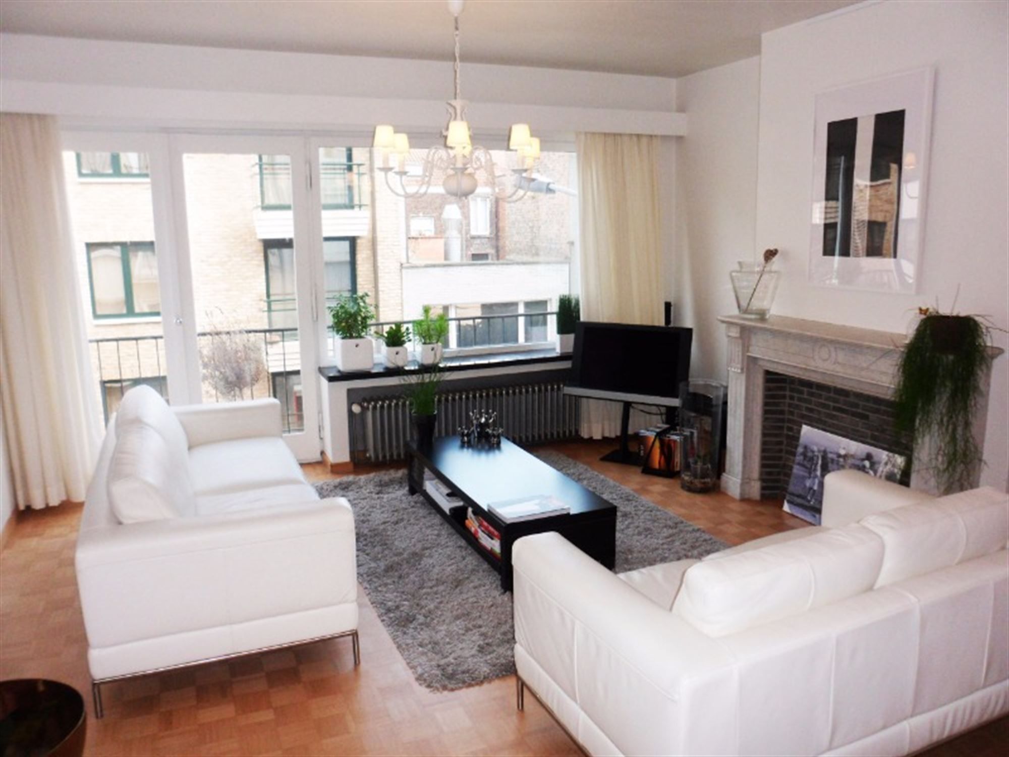 Appartement met terras foto 4