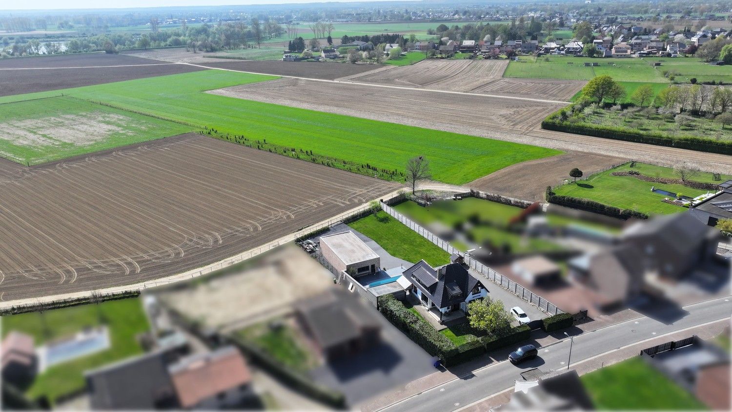 Instapklare, volledig gemoderniseerde woning met zwembad en riant bijgebouw, mooi landelijk gelegen te Maasmechelen-Leut foto 37