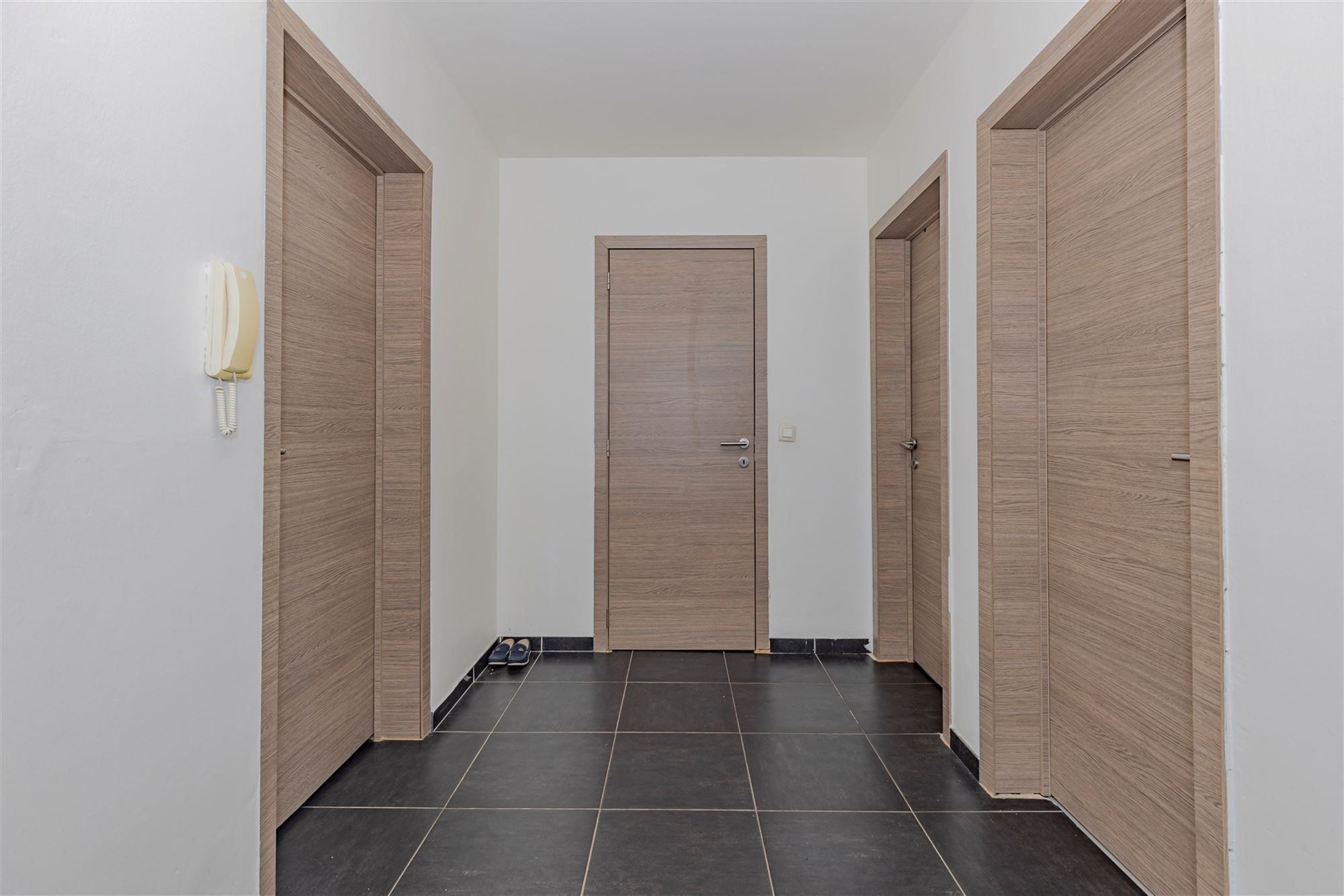 Instapklaar appartement met 2 slaapkamers op centrale locatie in Deurne foto 5