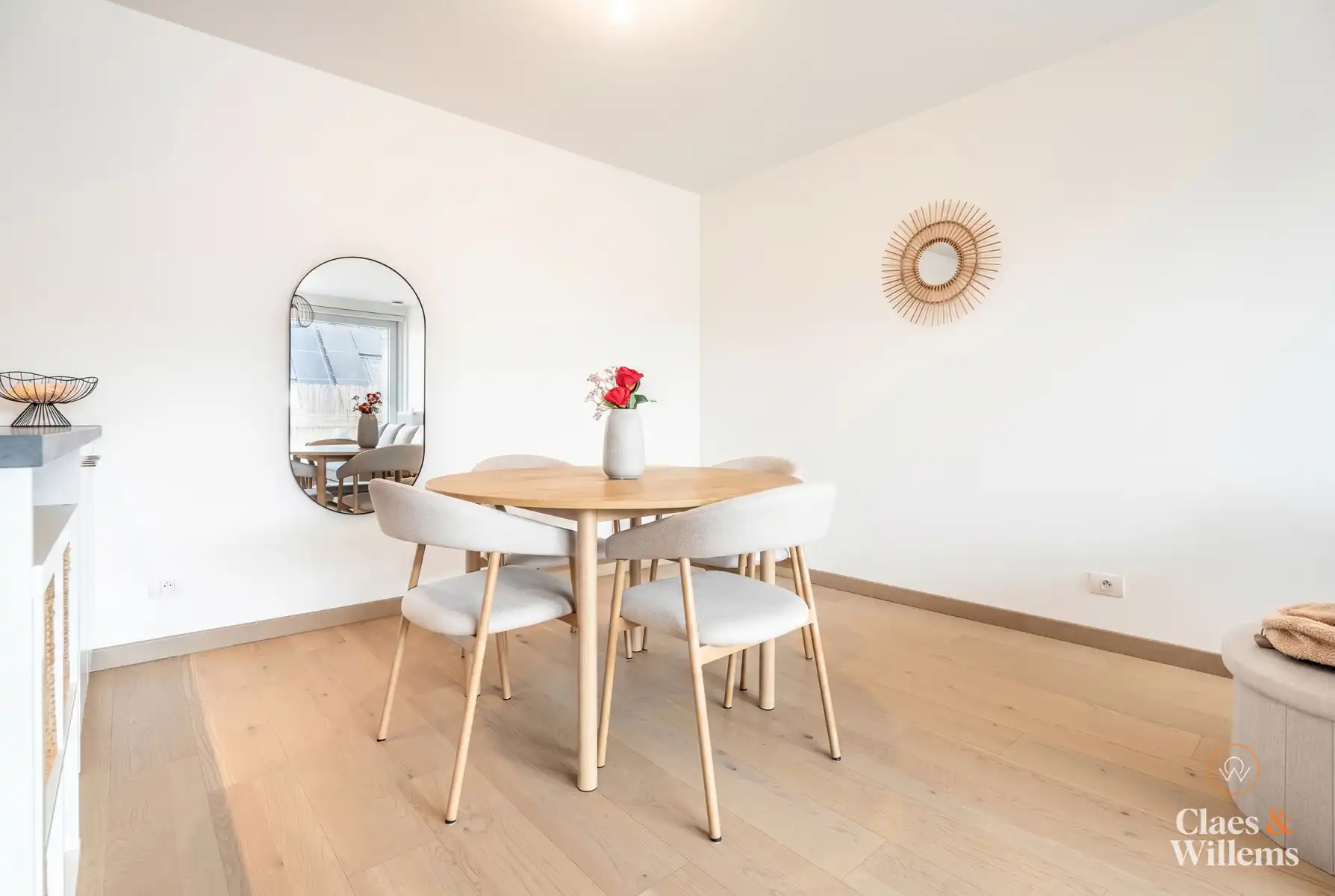 Charmant instapklaar appartement met terras te Halle foto 5