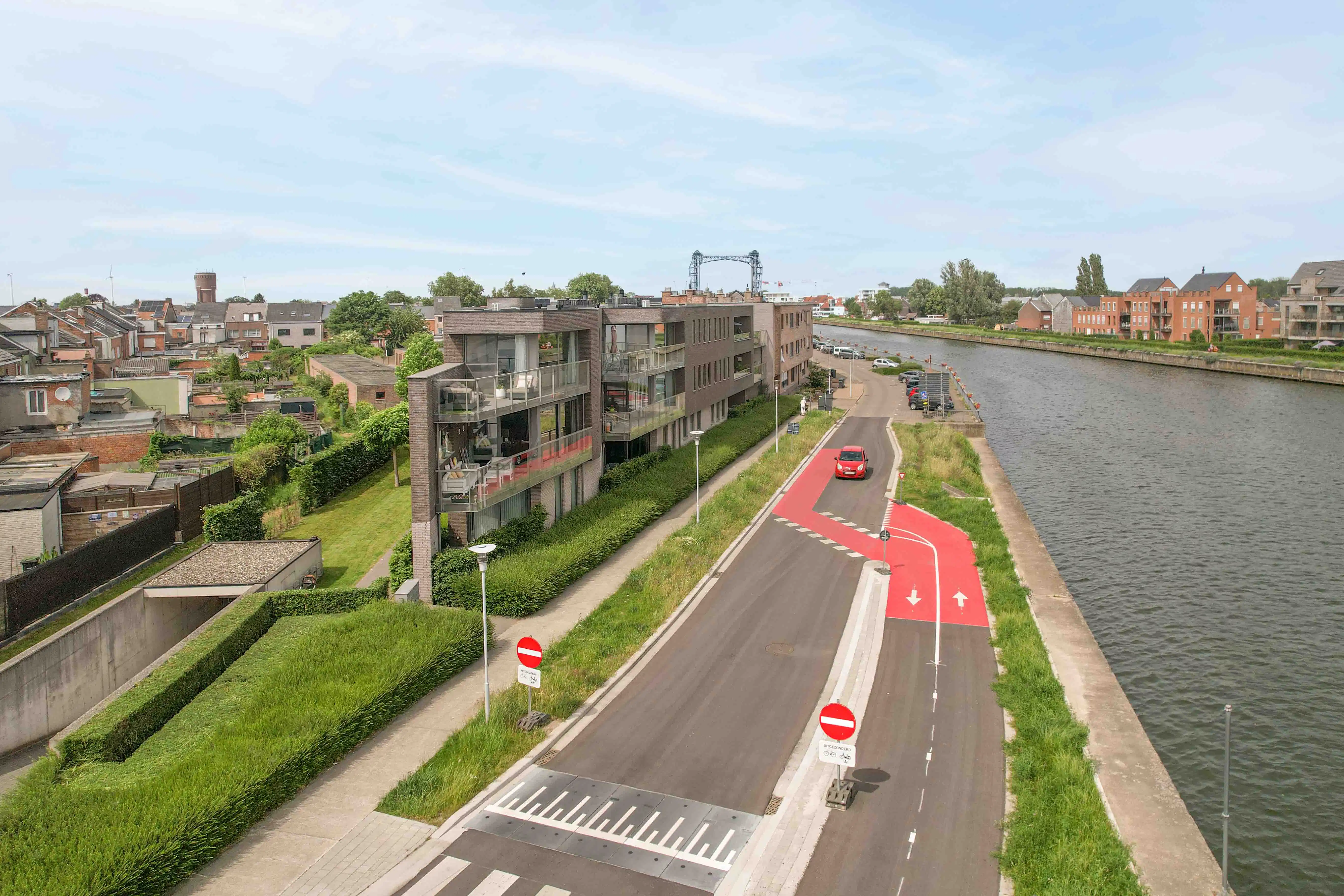 High-end penthouse met zicht op het water foto 18