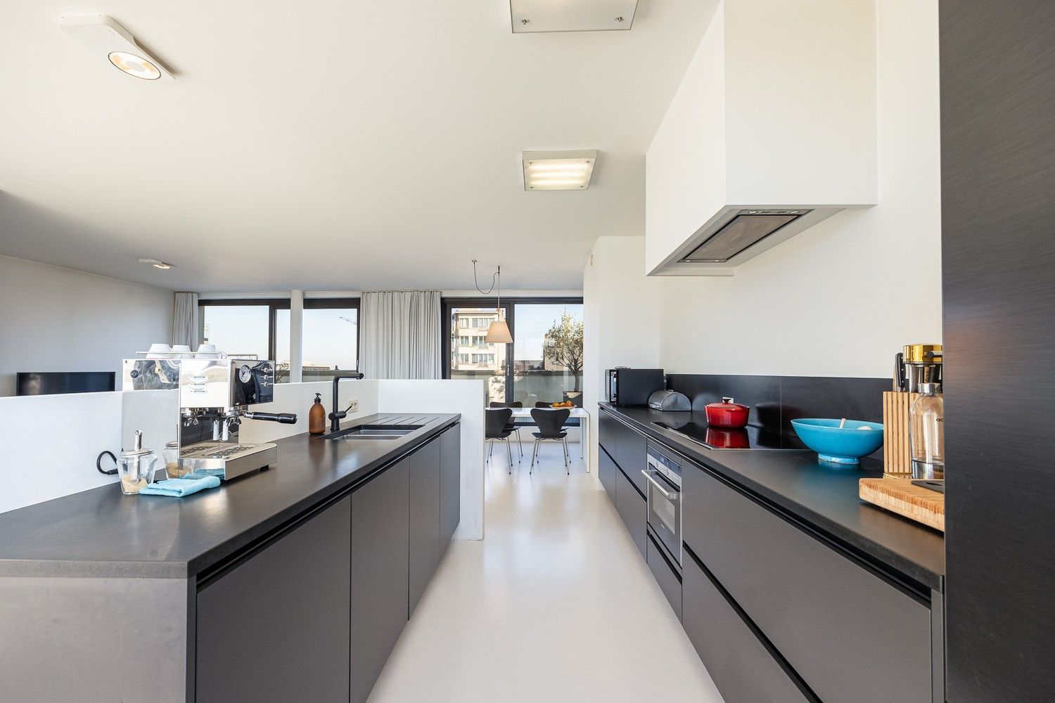 Prachtige duplex penthouse met 3 ruime terrassen in recent gebouw foto 20