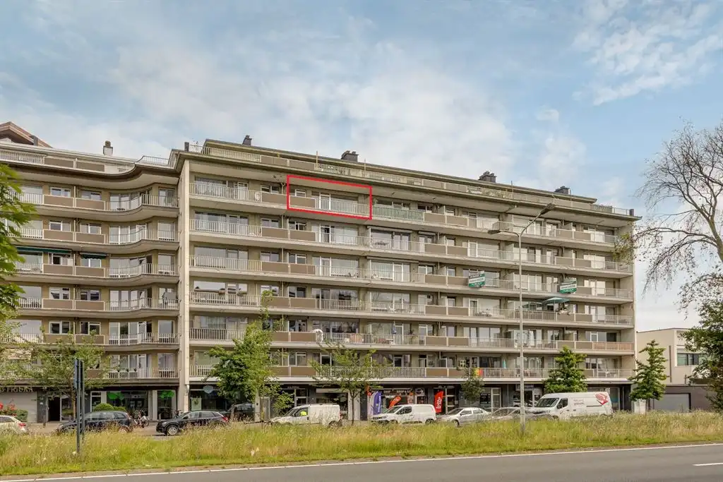 Lichtrijk 2-slaapkamerappartement met zonnig terras en autostaanplaats foto 16