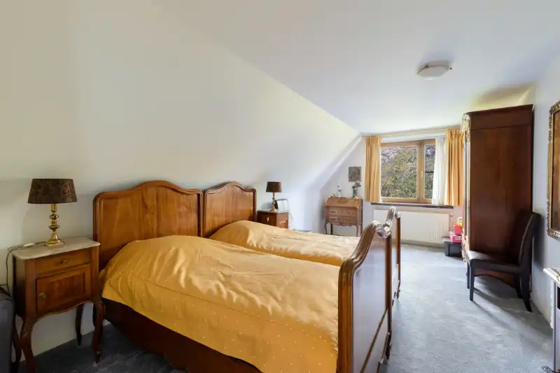 STATIGE VILLA MET PRACHTIGE TUIN OP EEN PERCEEL VAN 1.430 m². foto 28