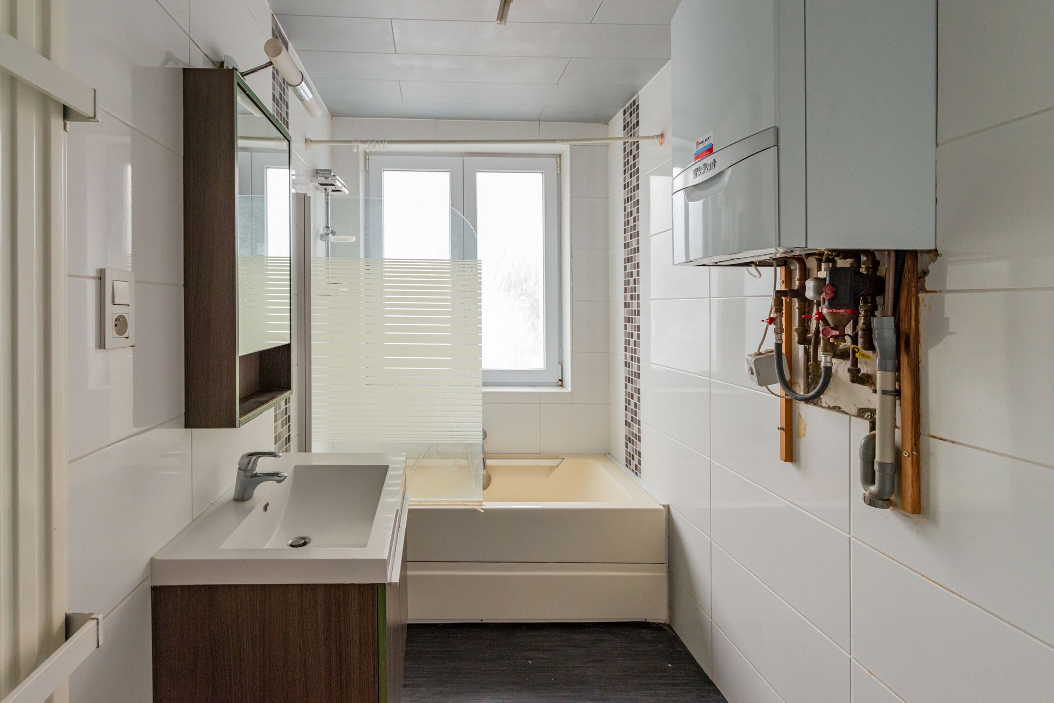 Gebouw met 3 appartementen en opslag te koop foto 10