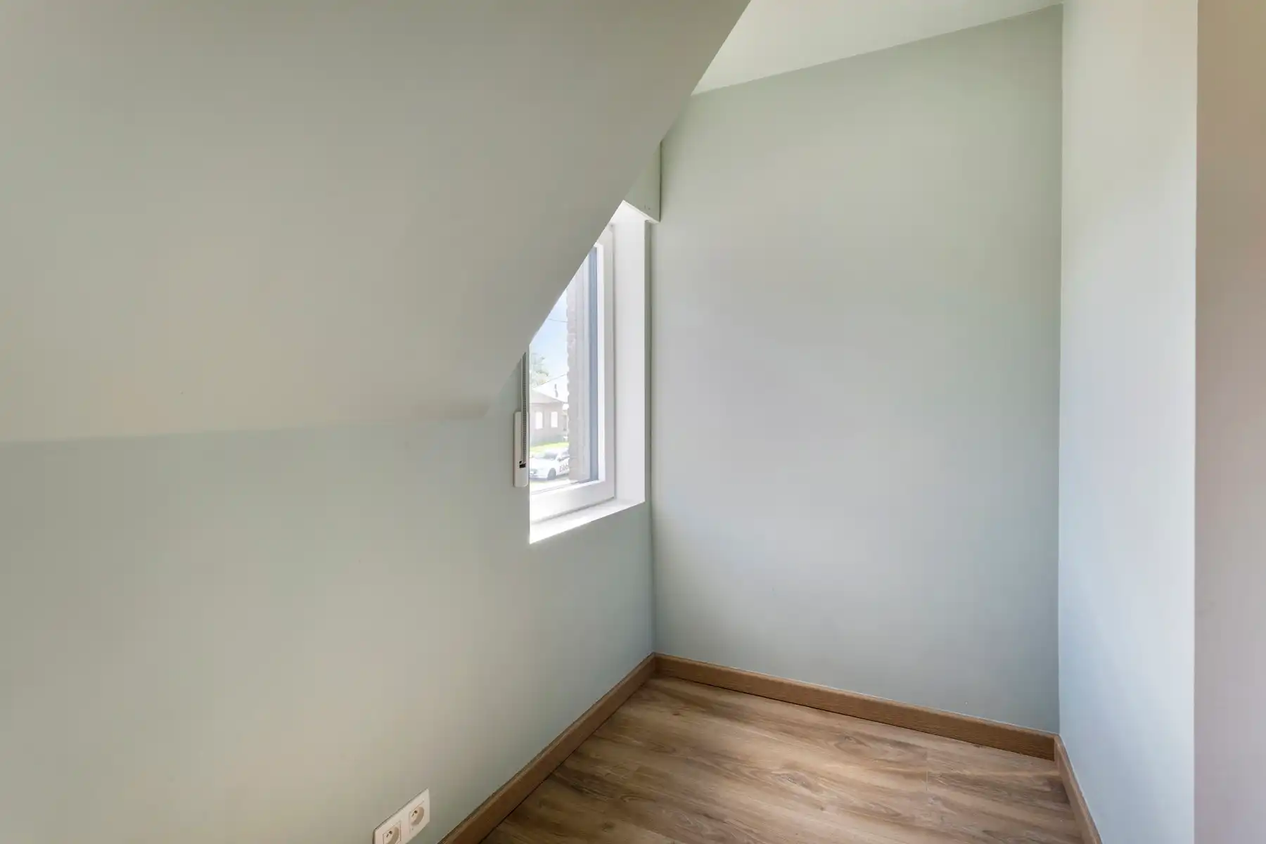 Ruime, energiezuinige gezinswoning met prachtige tuin foto 21