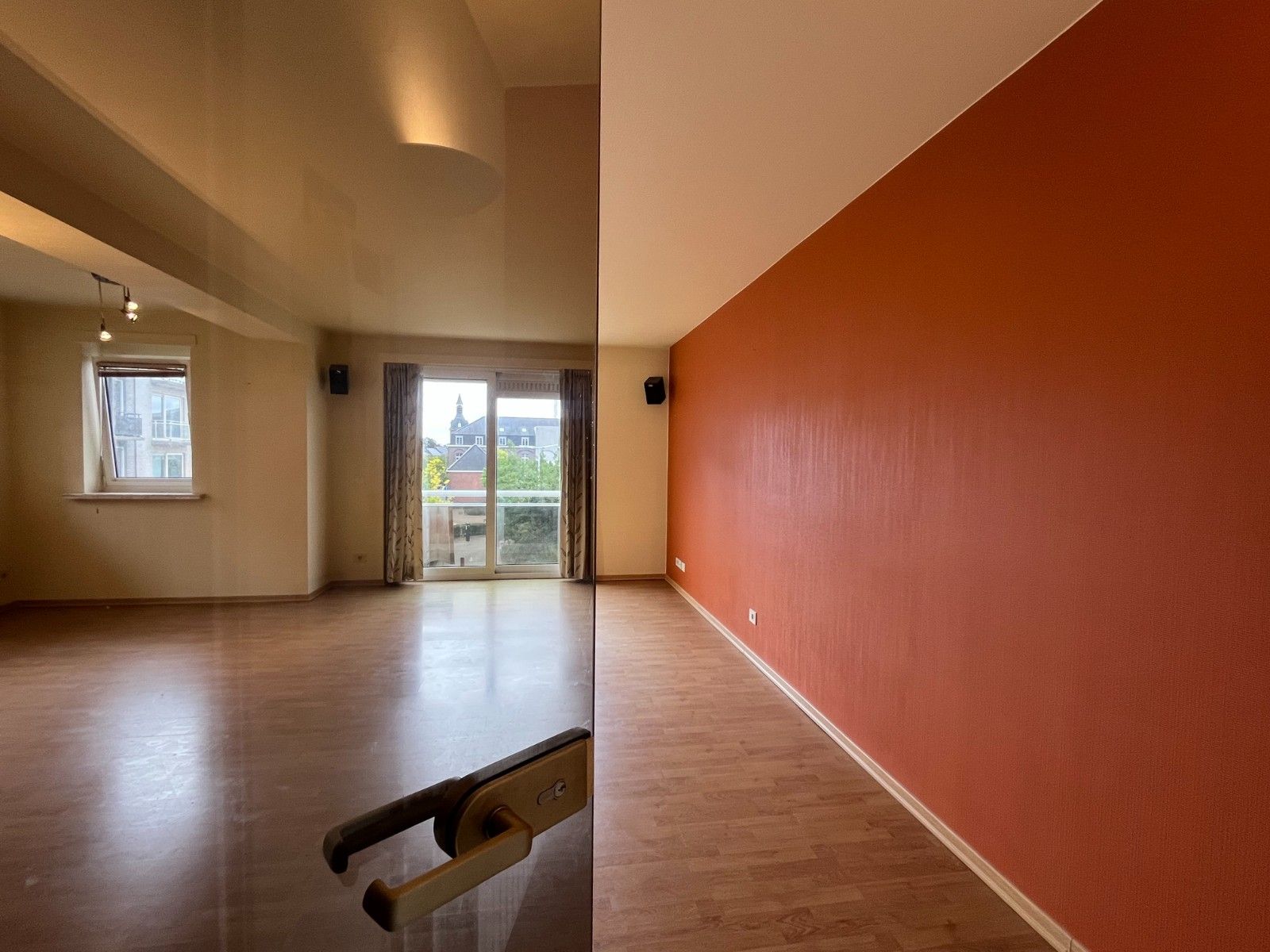 ☀️ Te huur in Waregem – gezellig 1-kamerappartement met alles erop en eraan! foto 6