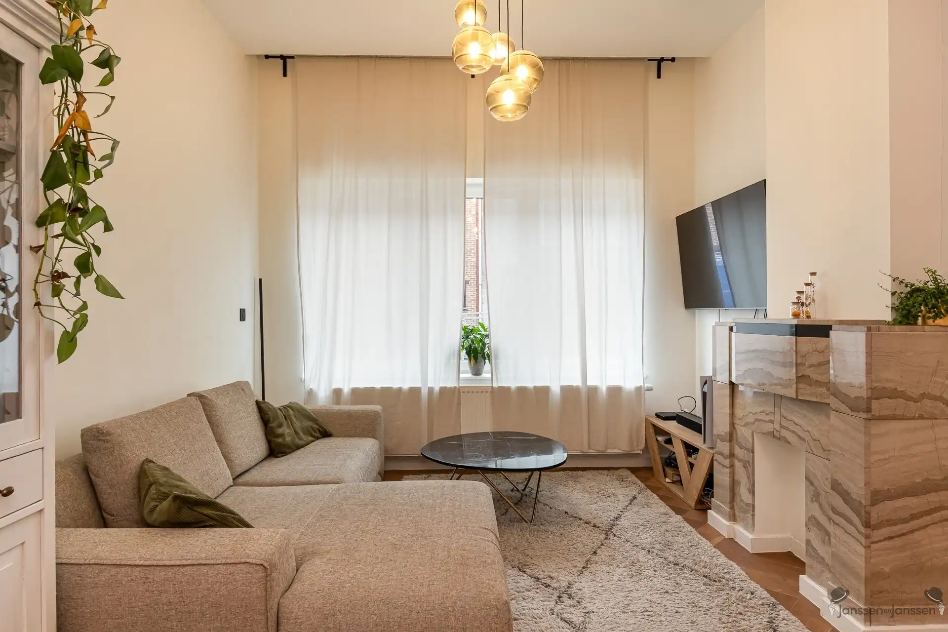 Sfeervolle, instapklare gezinswoning in rustige doodlopende straat met EPC B foto 5