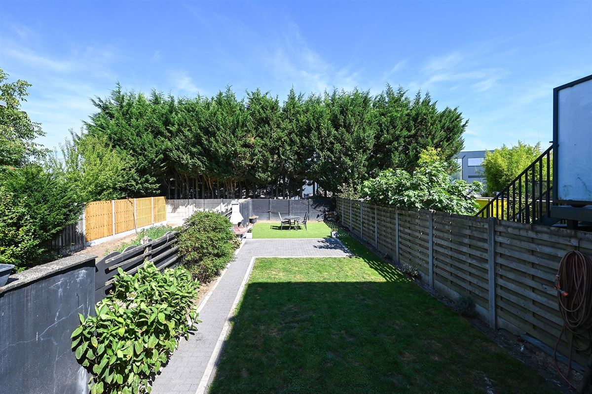Gezellige en gerenoveerde woning op toplocatie foto 28