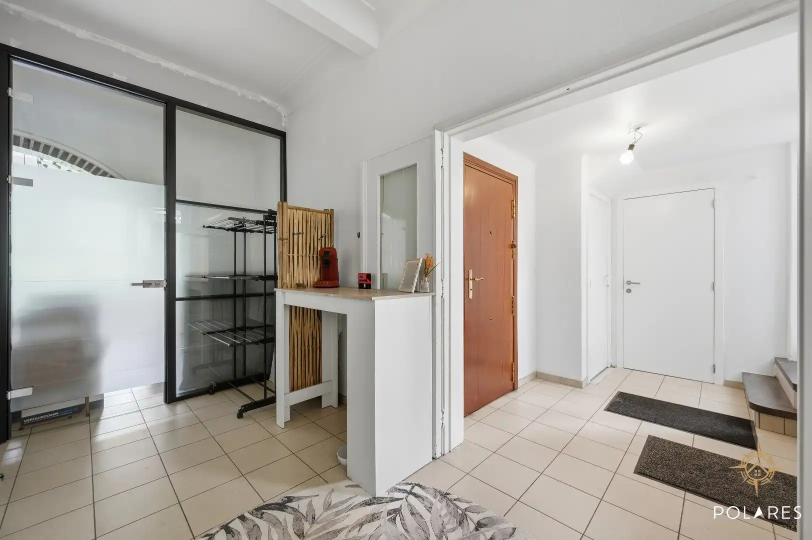 Gelijkvloers appartement met tuin, garage én bijgebouw! foto 6