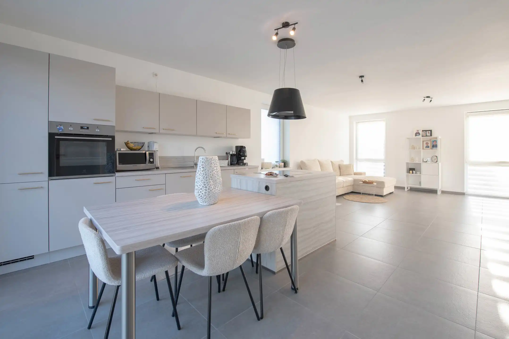 BEN-woning met dubbele garage  foto 2