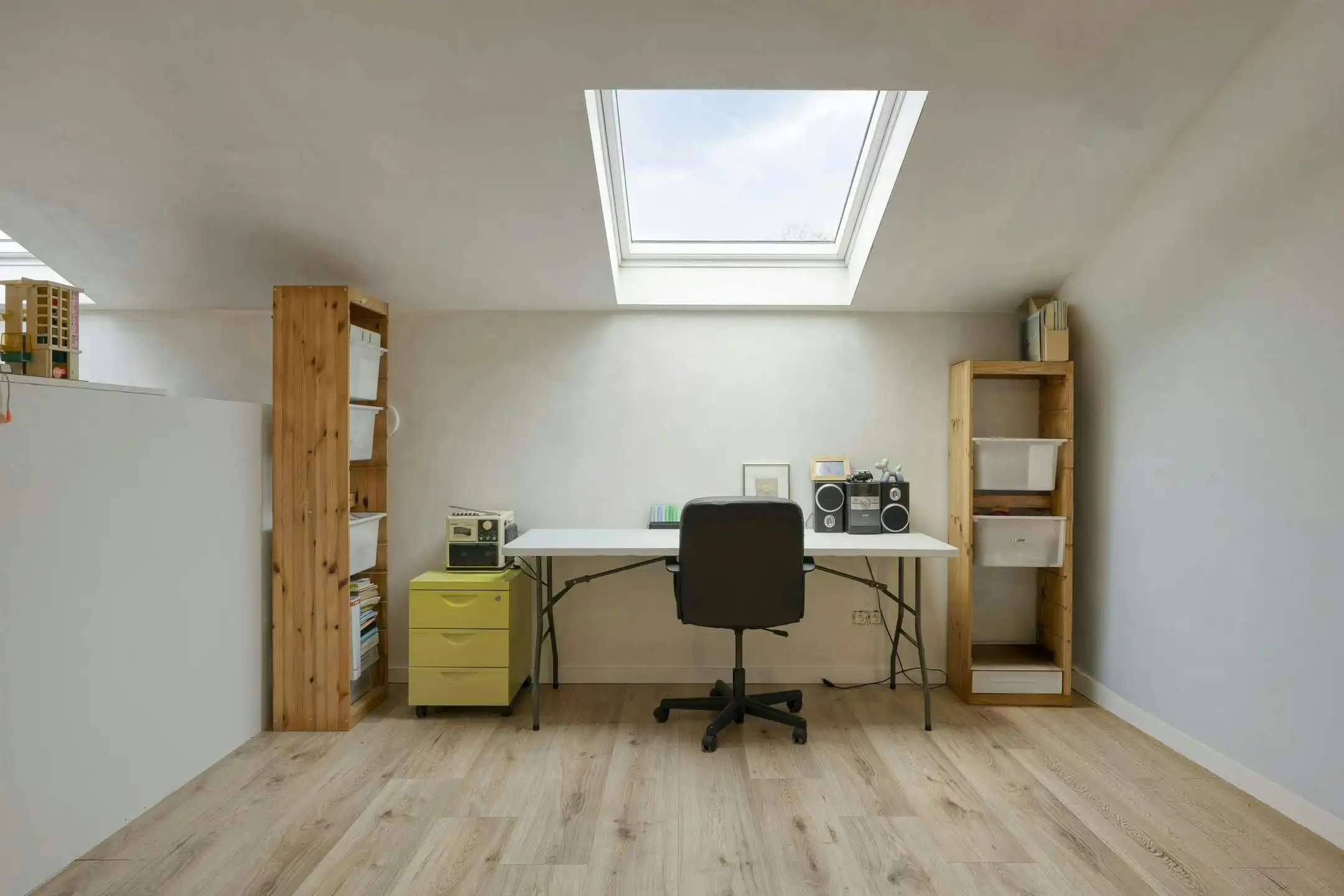 Hippe gezinswoning met machtige tuin in Wetteren Ten Ede foto 18