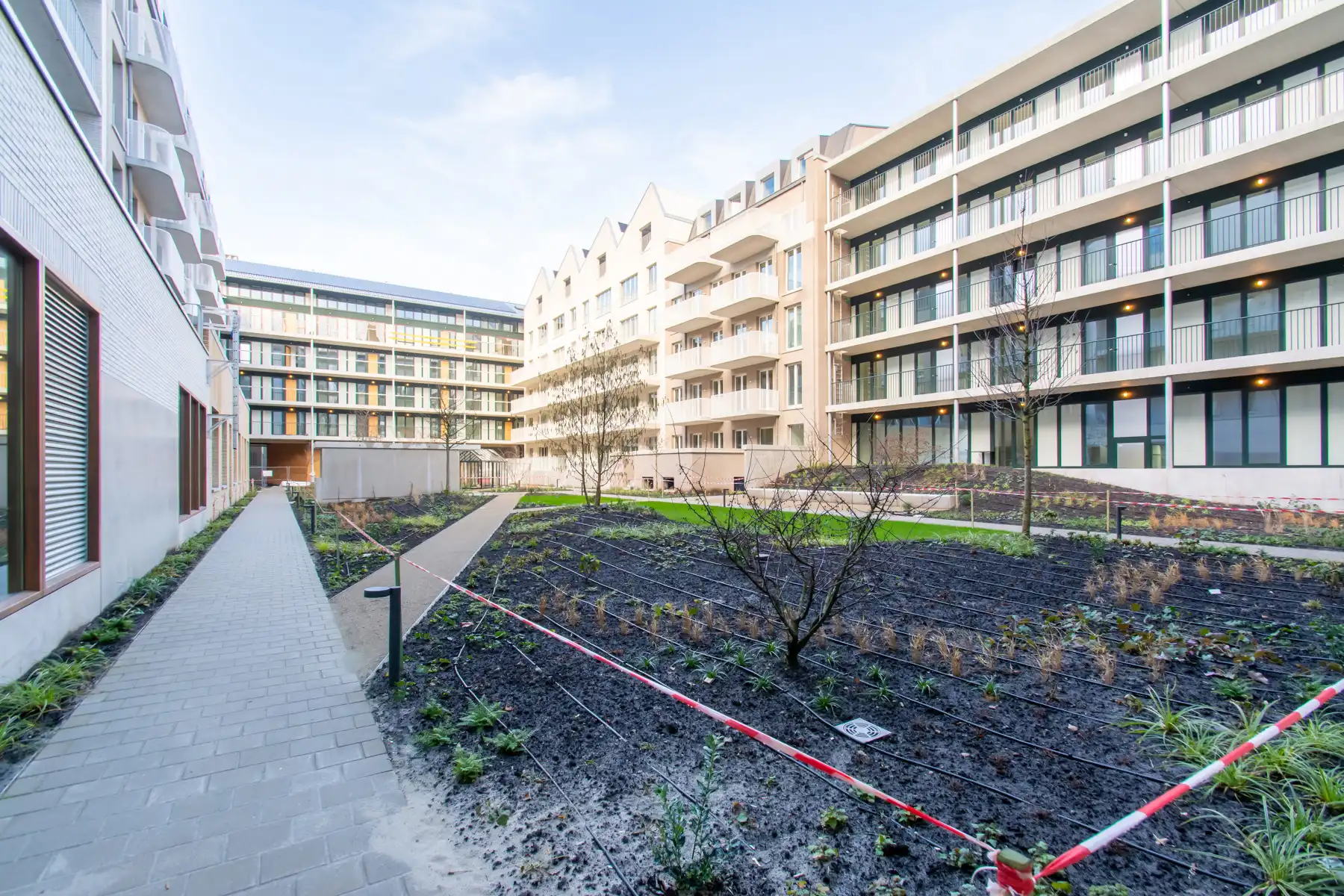 Prachtig Modern nieuwbouwappartement met 1slpk. en balcon foto 14