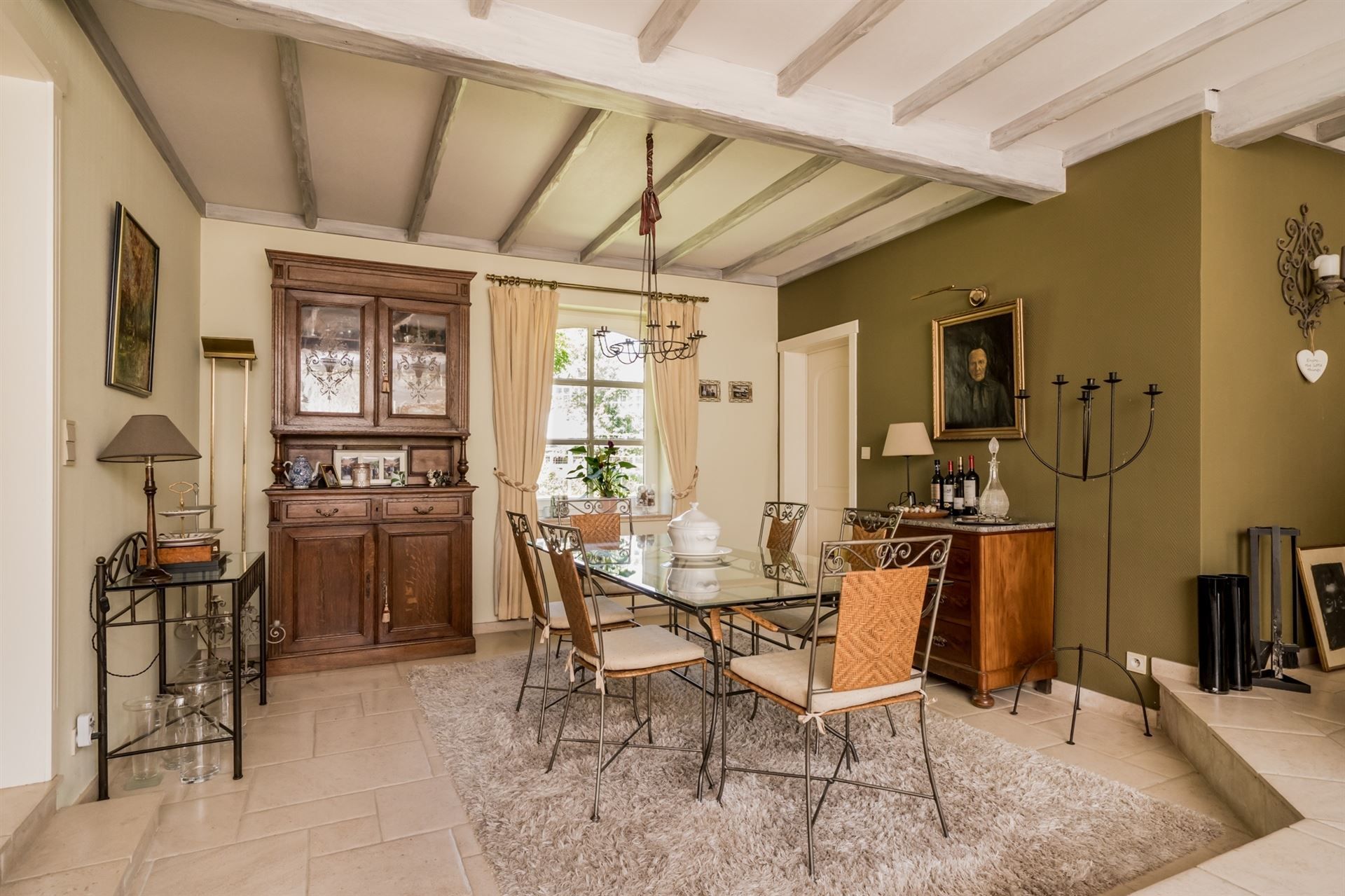 Unieke villa te koop met als troeven: Rust, ruimte en comfort in het groen foto 13