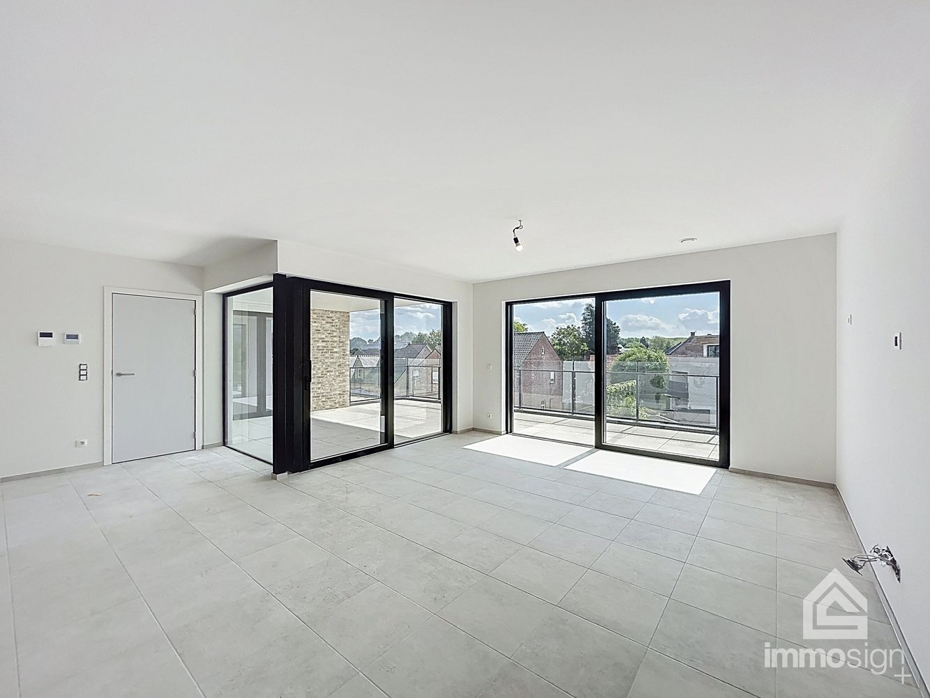 Instapklaar nieuwbouw appartement met 2 slaapkamers, terras, autostaanplaats en berging te Kinrooi foto 8