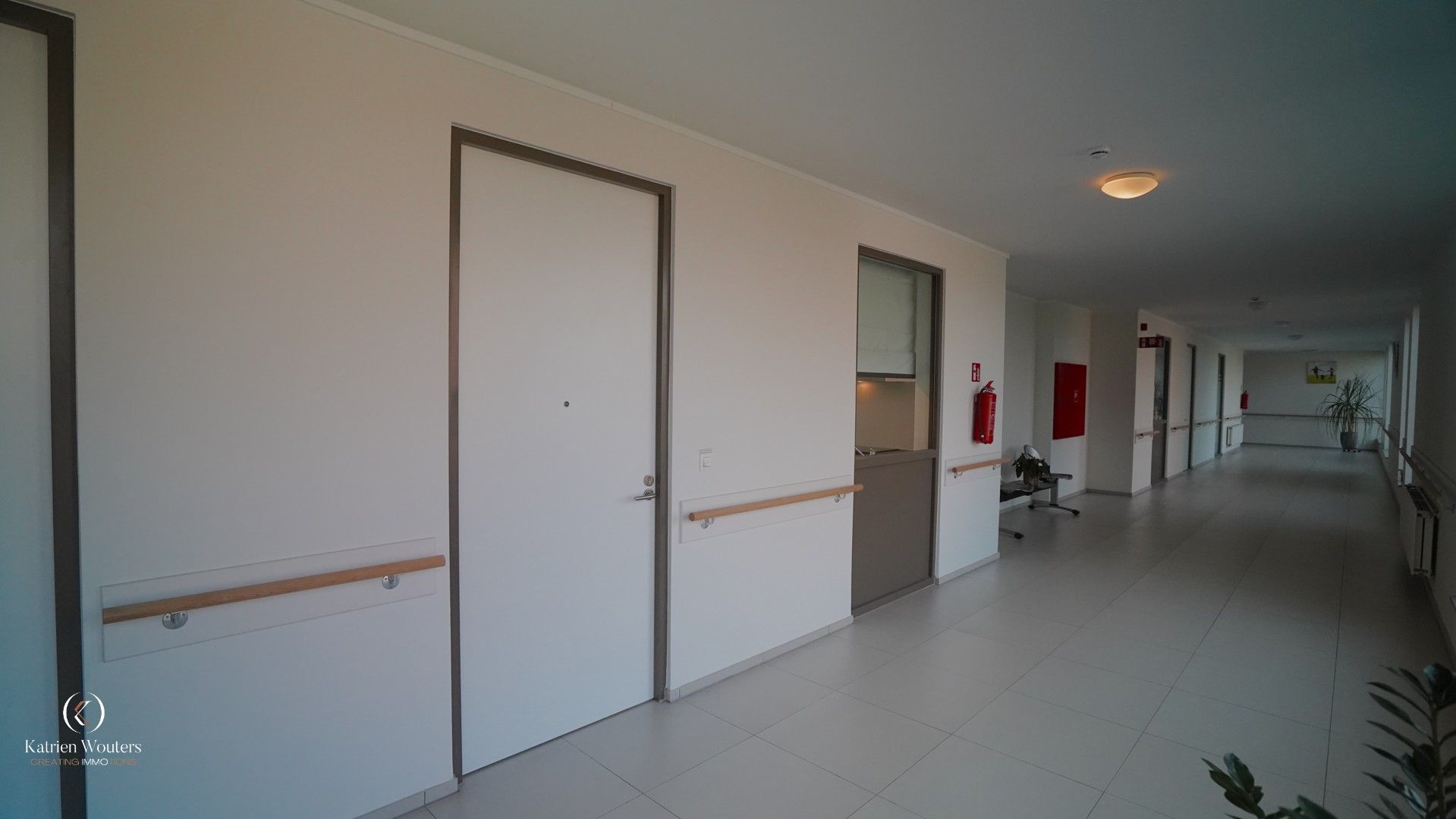 Erkend assistentie-appartement met terras in hartje Wellen foto 15