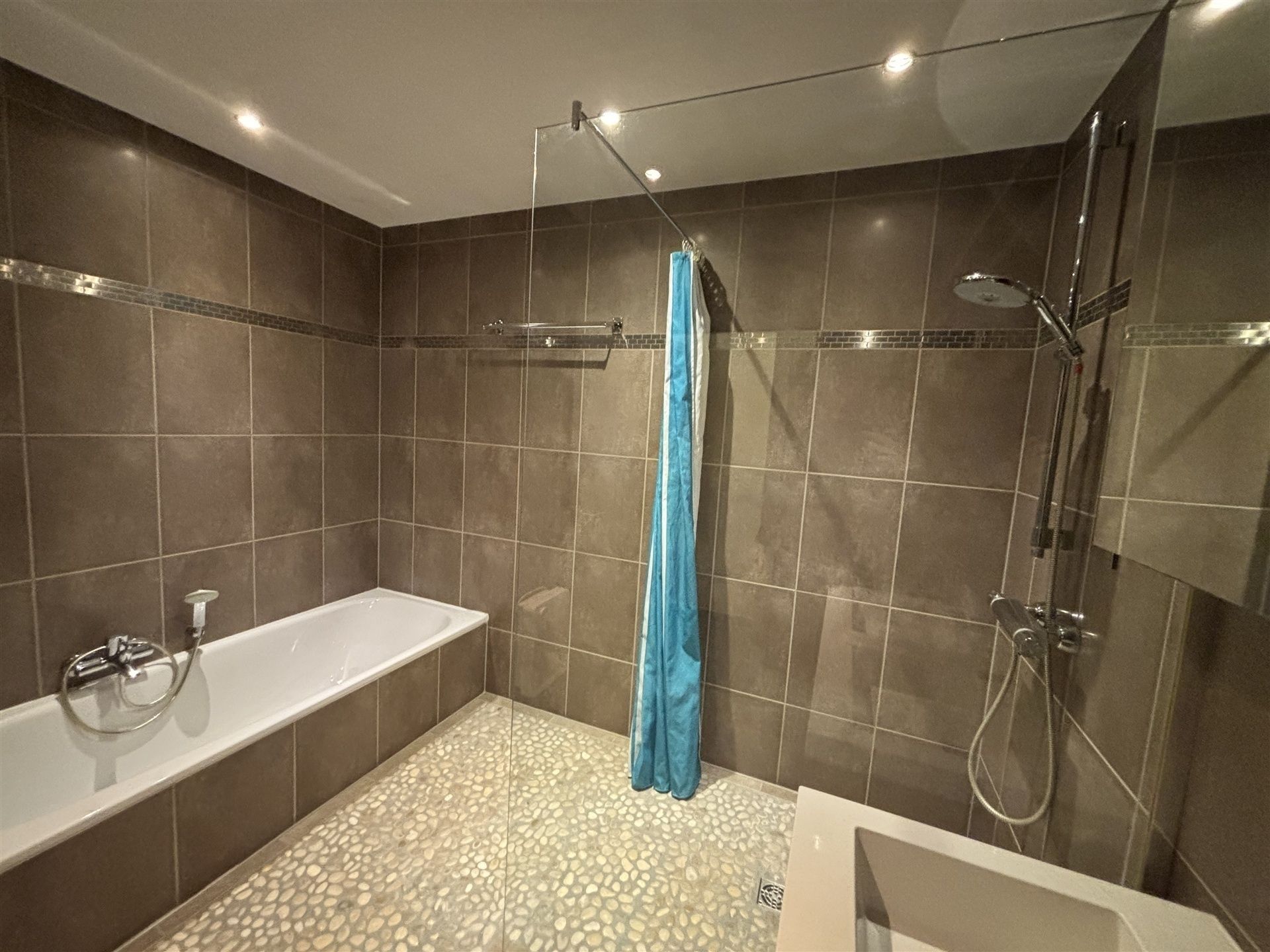 Appartement met staanplaats in centrum Merchtem foto 8