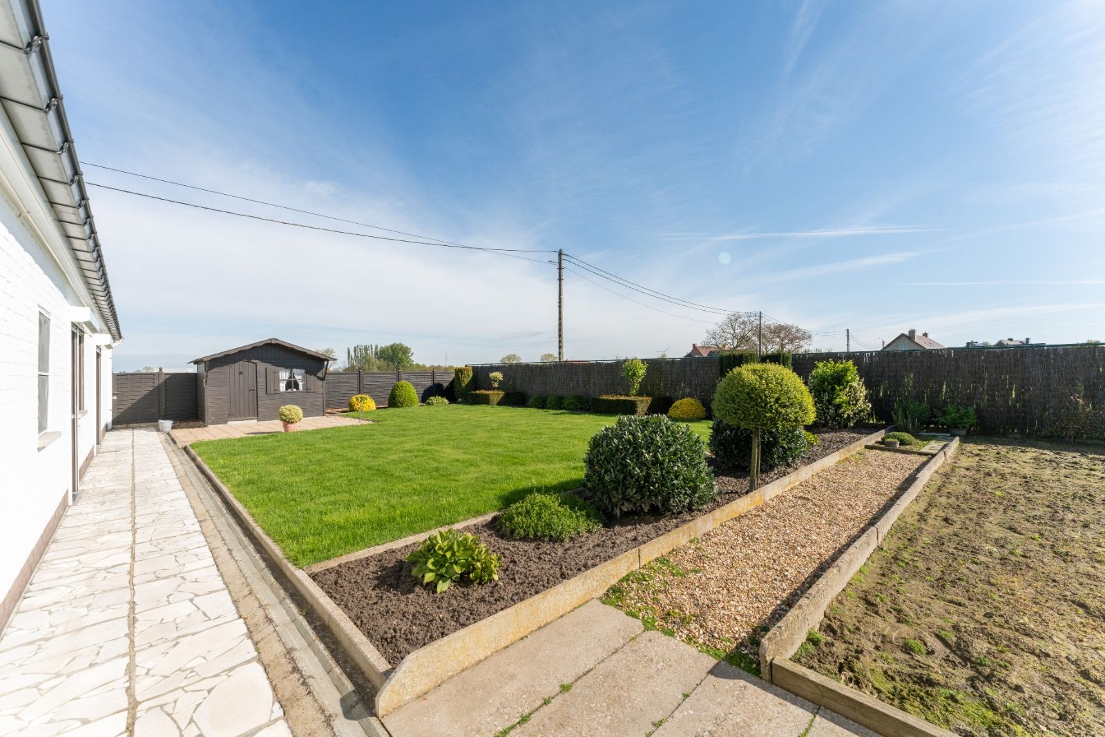 Villa met opslagruimte te huur foto 15