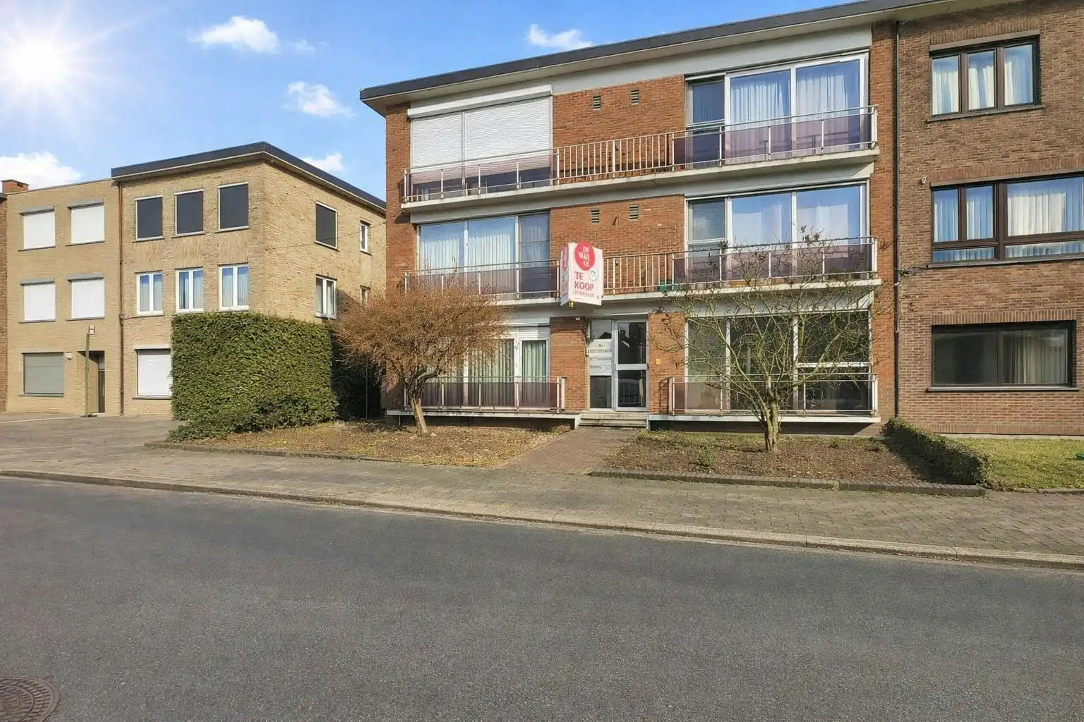 Instapklaar twee slaapkamer appartement te Zwijndrecht foto 14