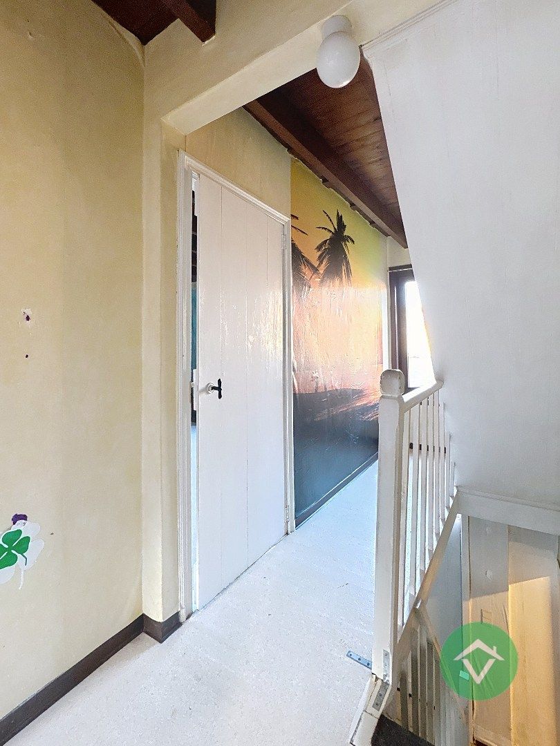 Instapklare woning met 4 slaapkamers in centrum van Koekelare foto 16