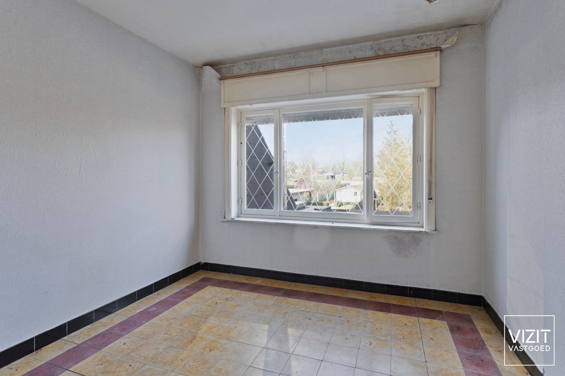 Te renoveren woning met potentieel in Denderhoutem foto 17