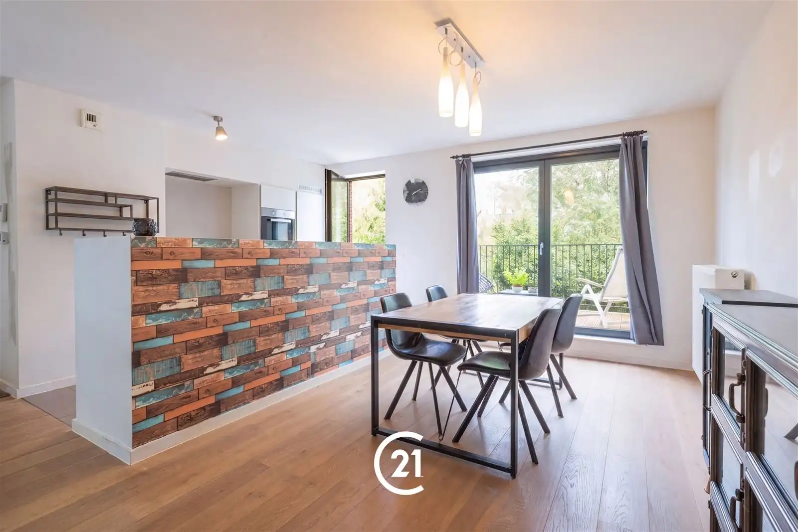 Instapklare woning met tuin op toplocatie in Gent. foto 7