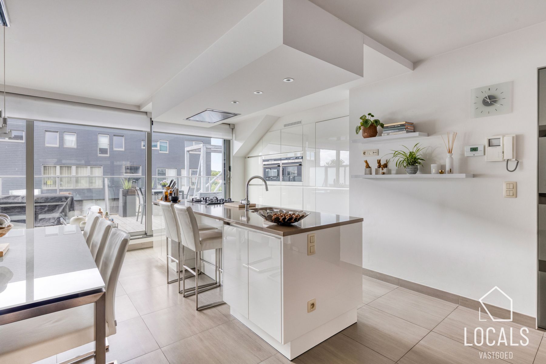 Instapklaar duplexappartement in het centrum van Ninove foto 7