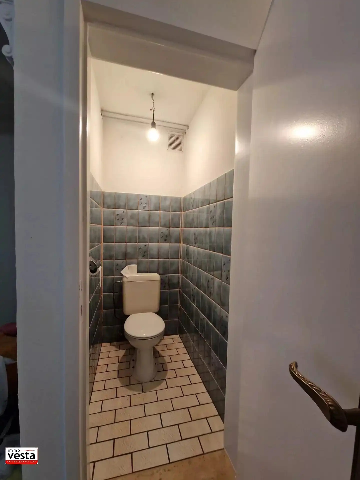 Appartement met 2 slaapkamers in centrum Sint-Truiden foto 6