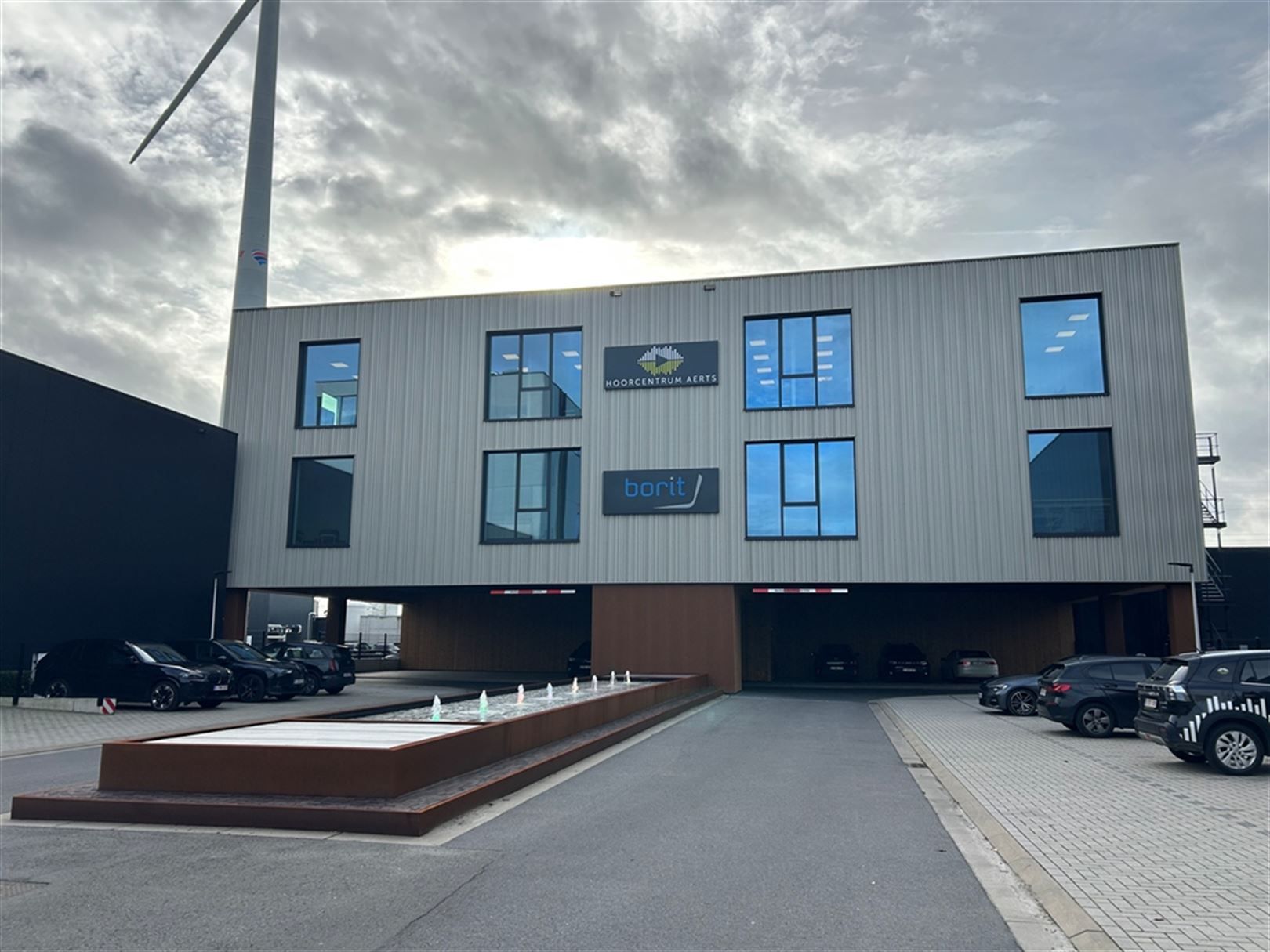 Kantoorgebouw foto 25