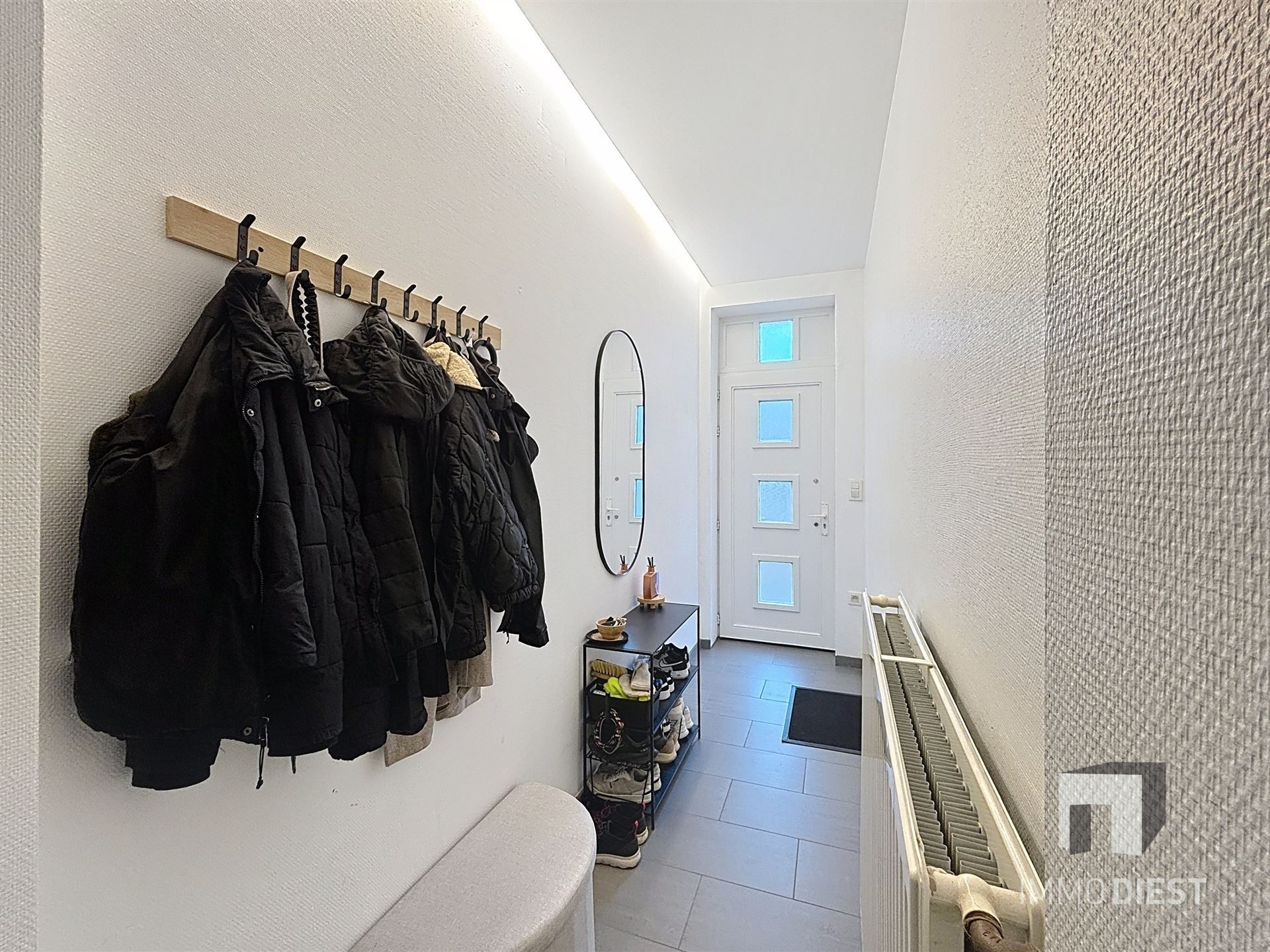 Trendy gerenoveerde woning met 3 slaapkamers foto 15