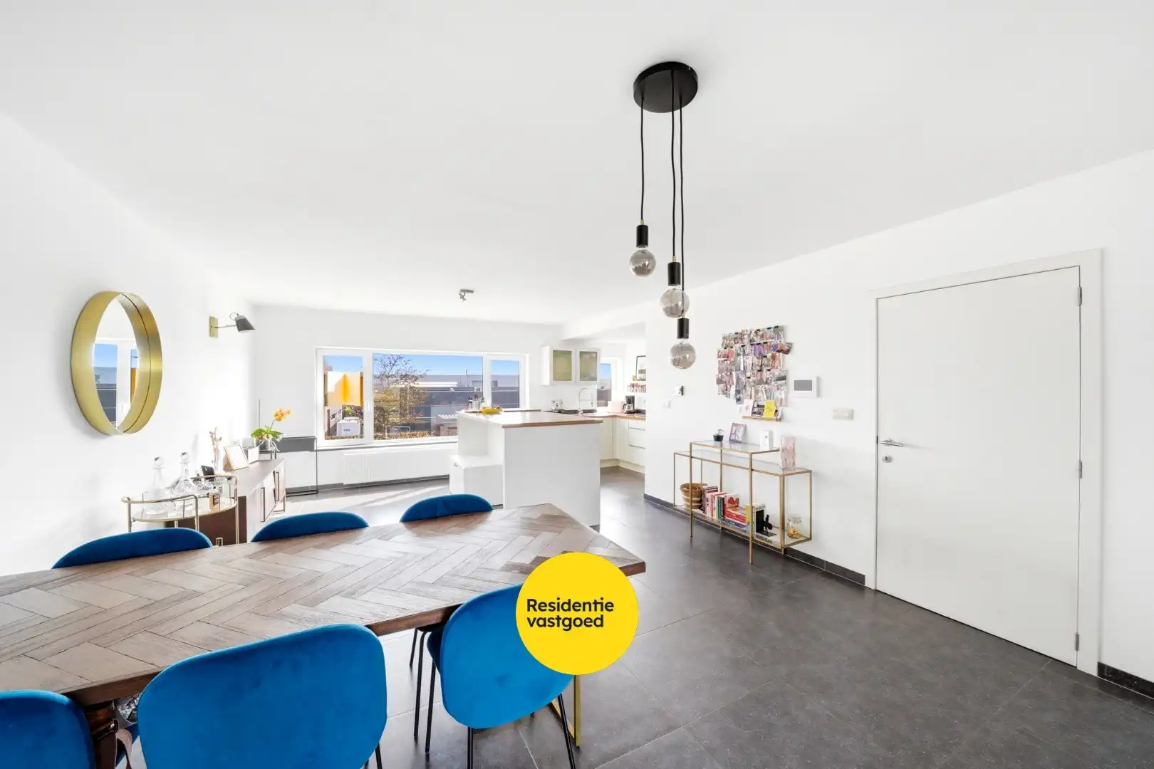 Instapklare woning met zicht op de vaart in Oudenburg foto 6