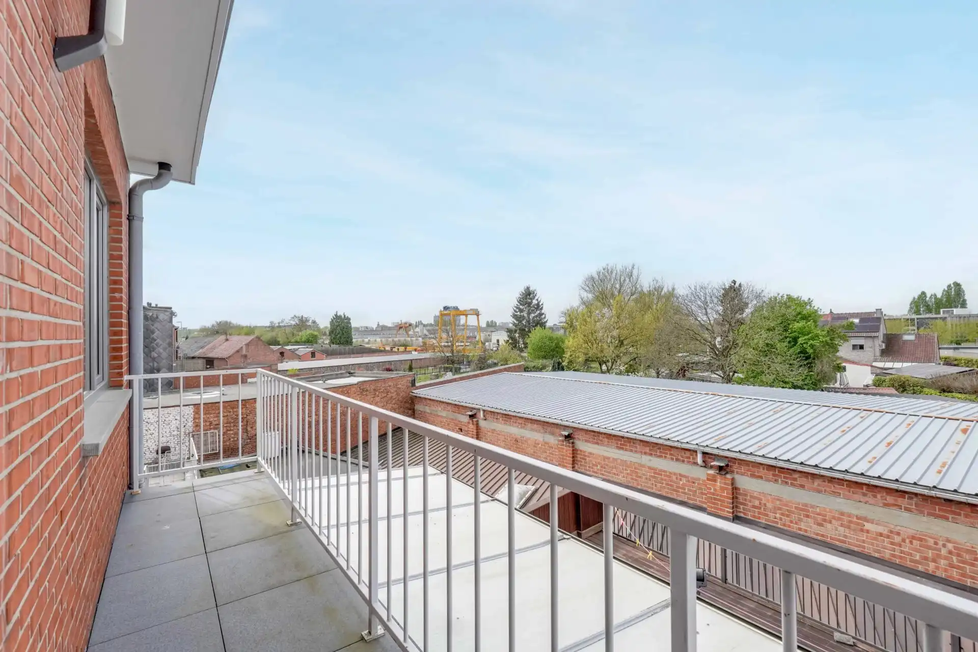 Appartement met 2 slaapkamers, terras en parking foto 10