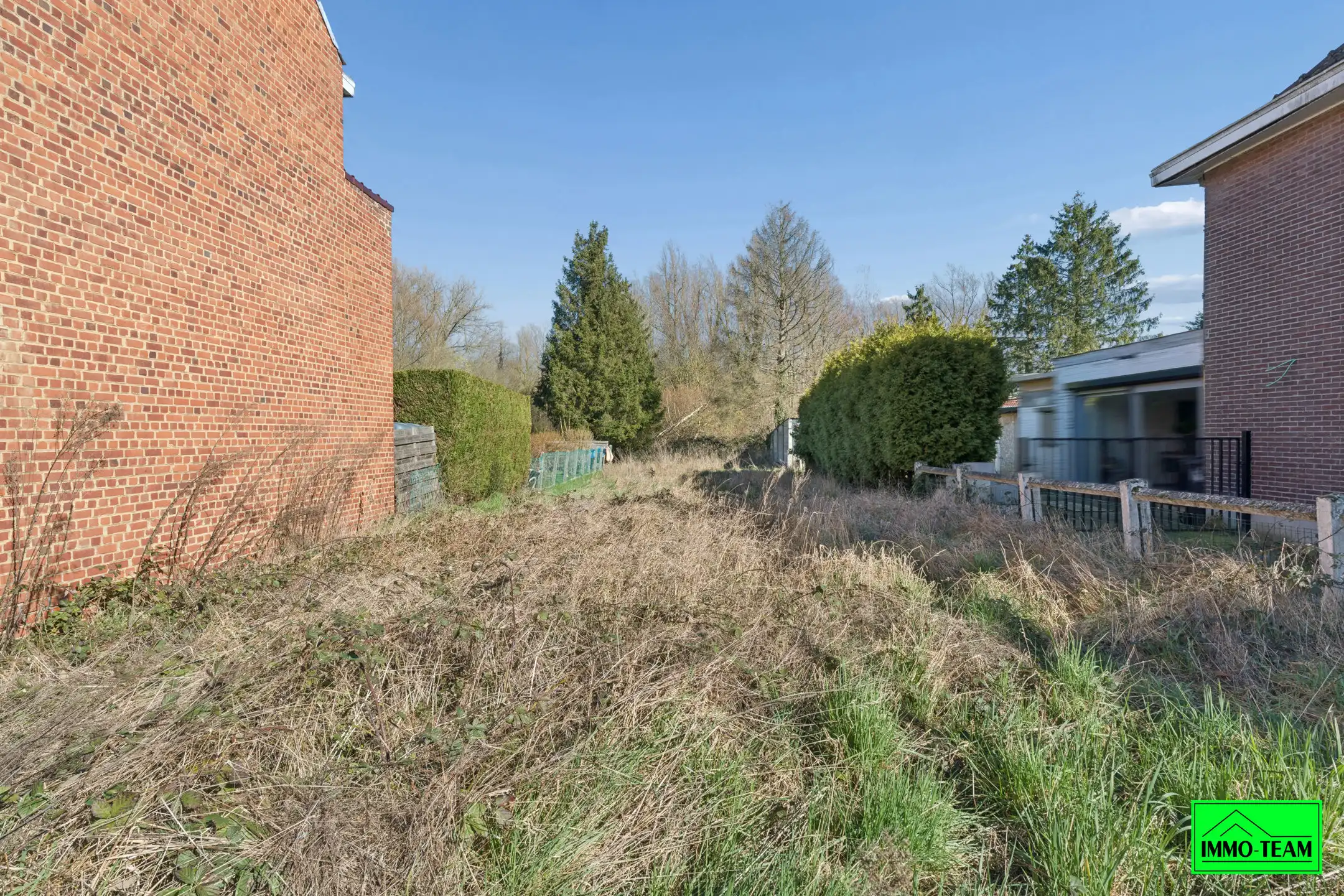 Rustig gelegen bouwgrond voor halfopen bebouwing  foto 2