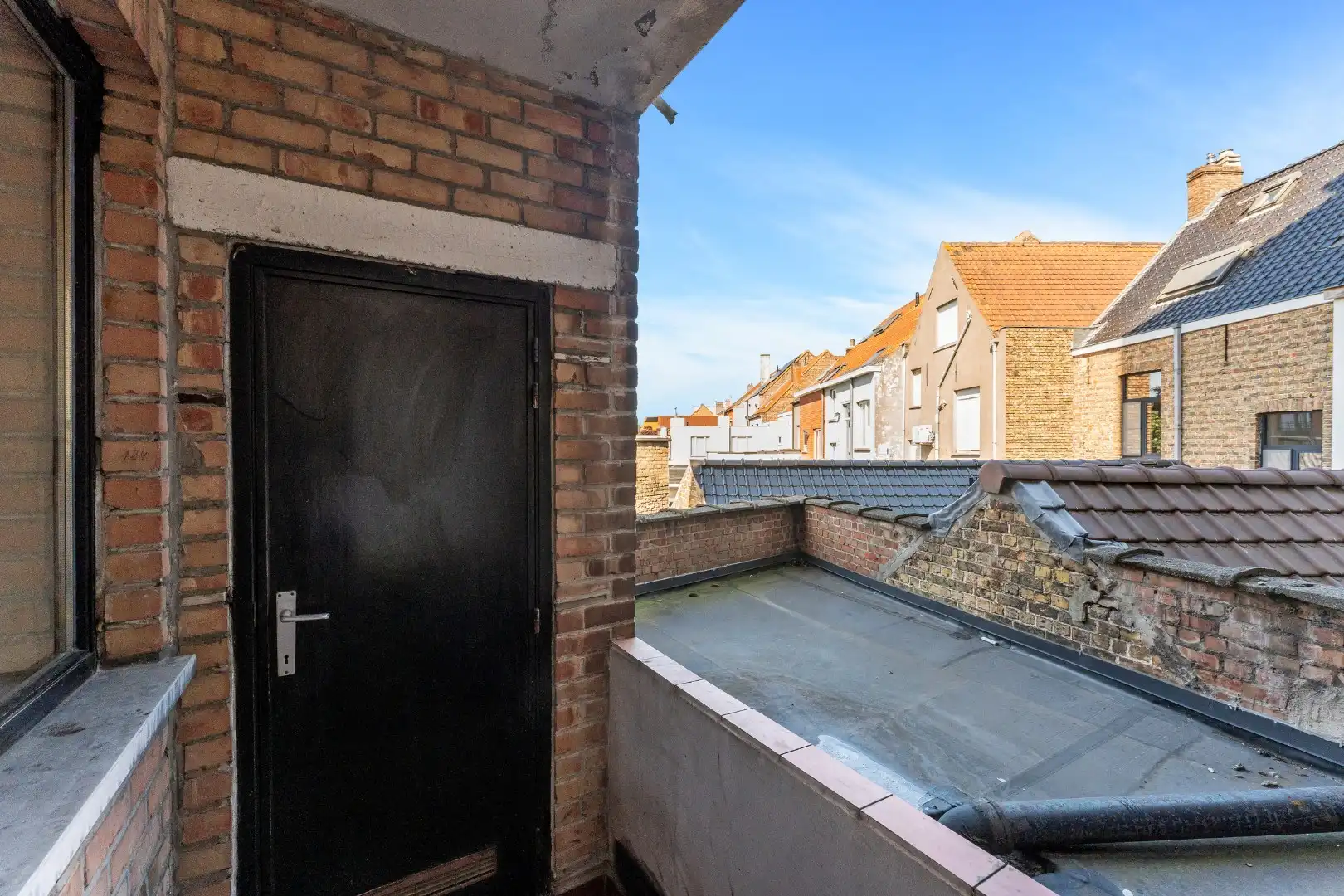 Appartement met 2 terrassen en een autostaanplaats foto 17