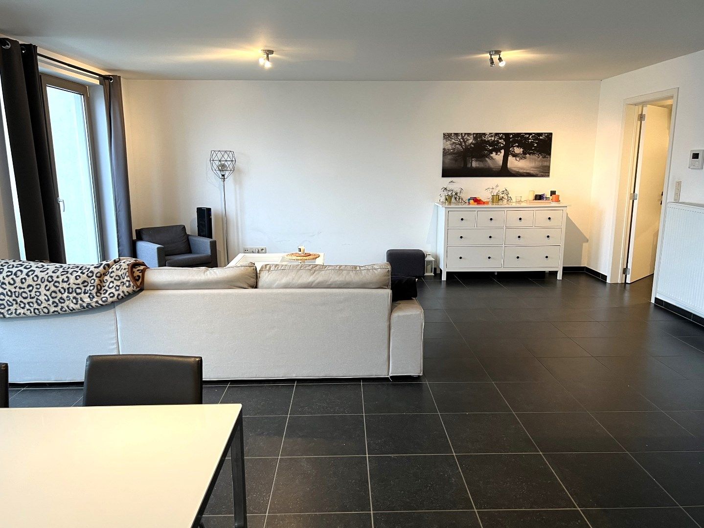 Ruim, glvl APPARTEMENT te Bekkevoort : 2 slpks, terras, stpl foto 3