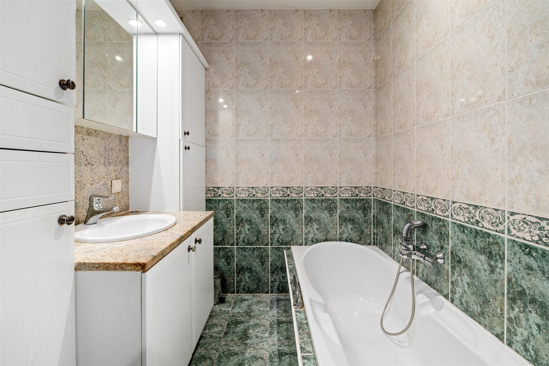 Charmante gezinswoning te koop in Lede foto 11