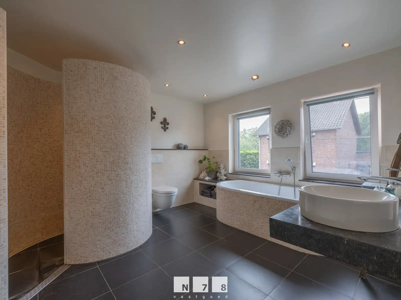 Huis te koop foto 15