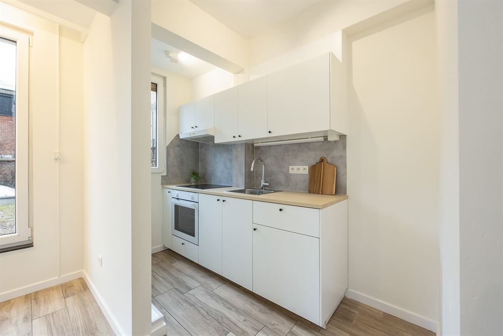 Instapklare studio met hoog rendement in zijstraat Italiëlei foto 5