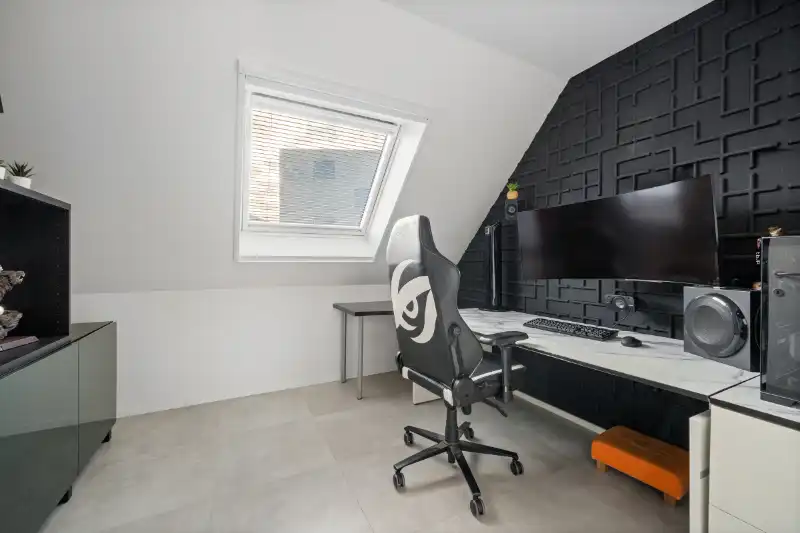 Recente, instapklare halfopen bebouwing op toplocatie te Rumbeke foto 9