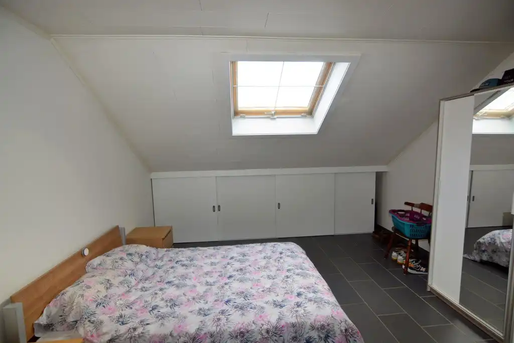 Instapklaar appartement met 2 slpks en tuintje. foto 9