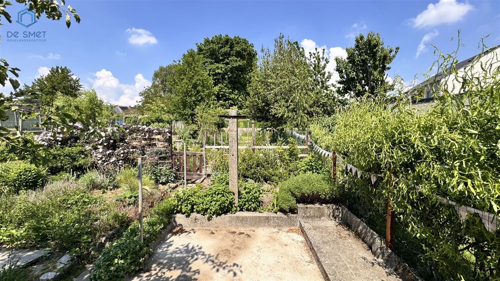 Charmante Woning met Ruime Tuin en Berging Op een Boogscheut van het Centrum van Geraardsbergen! foto 14